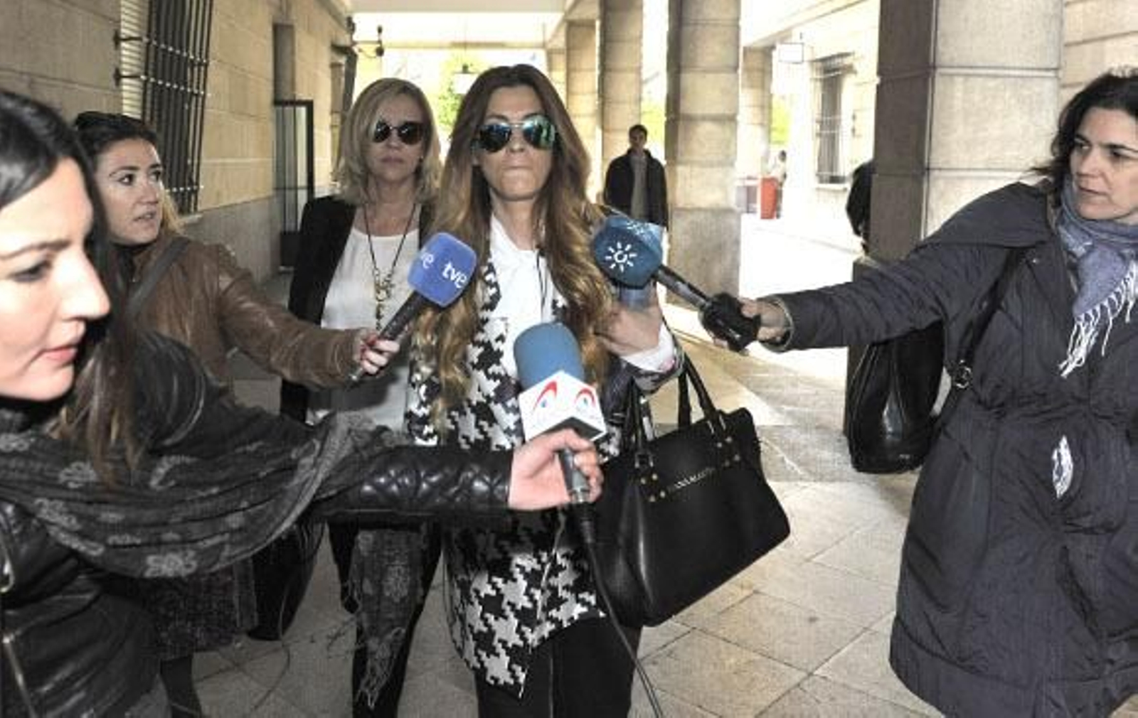 Juana Martín asegura al juez que Vallejo se "interesó" para que Invercaria invirtiera en su empresa