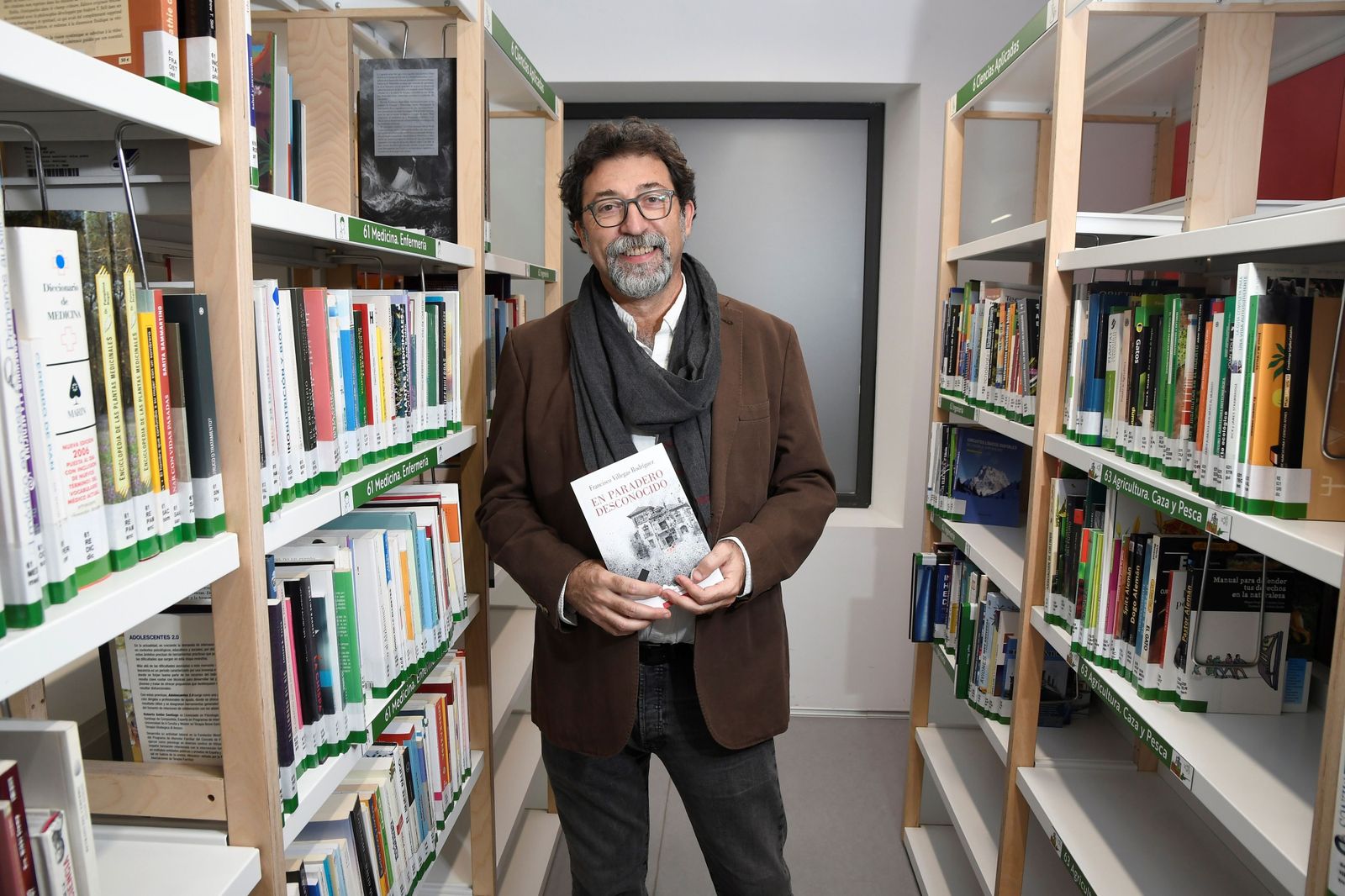 'En paradero desconocido' es la nueva novela del traumatólogo Francisco Villegas.