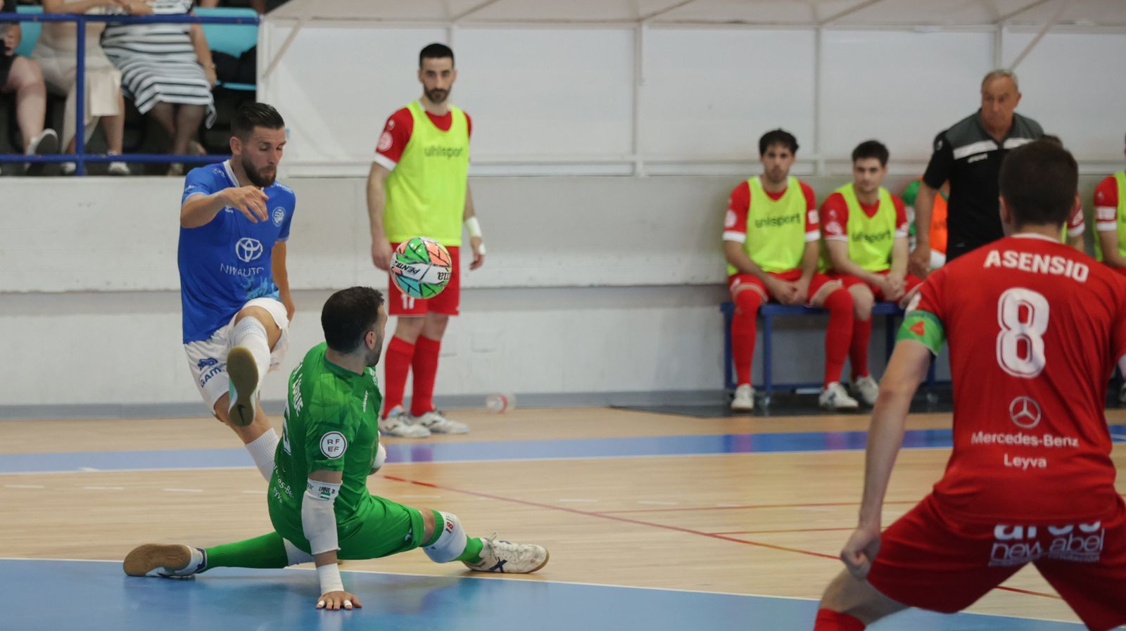 Imágenes del partido del Xerez Toyota Nimauto - Móstoles