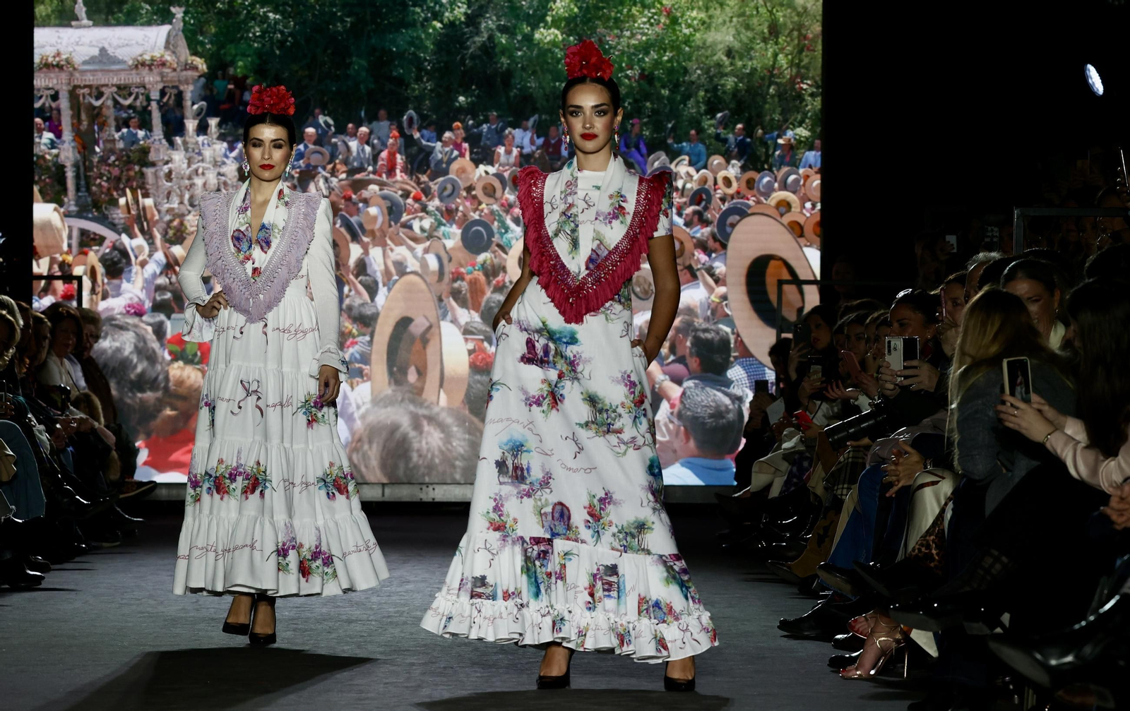 Desfile de la Hermandad del Rocío de Sevilla en We Love Flamenco 2025, todas las fotos