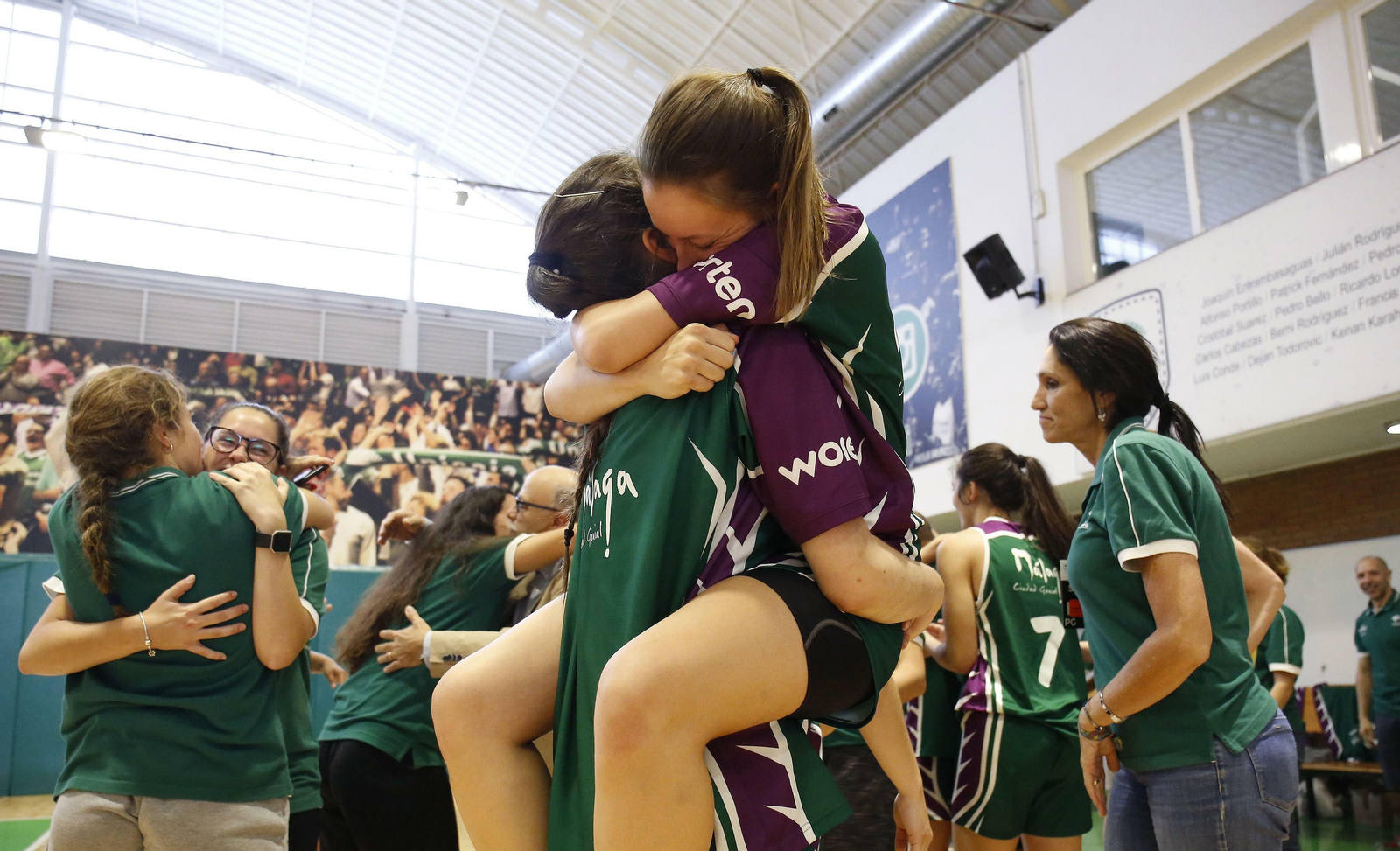 Las fotos del ascenso del Unicaja a la Liga Femenina 2