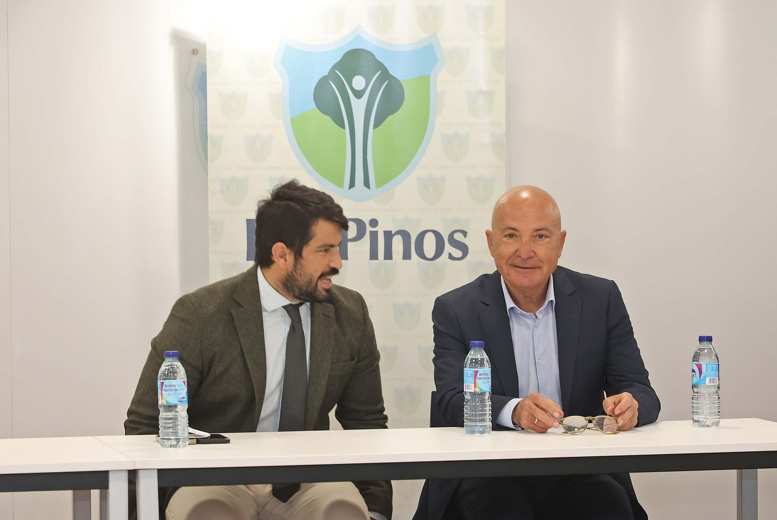 Imágenes de la inauguración de las XXXII Jornadas Culturales del Colegio Los Pinos de Algeciras Imágenes de la inauguración de las XXXII Jornadas Culturales del Colegio Los Pinos de Algeciras