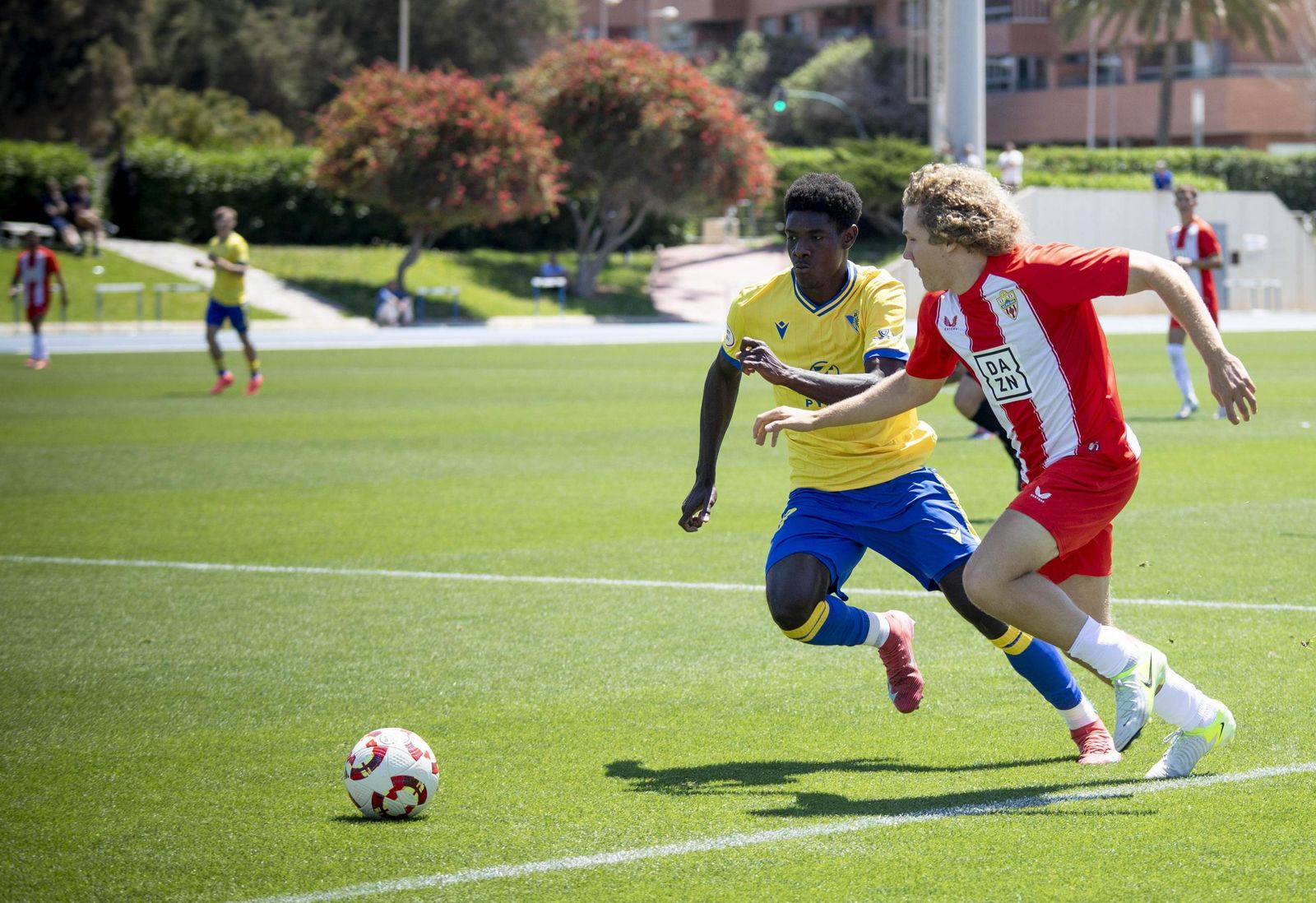 Partido de Segunda RFEF entre el Almería B y el Cádiz Mirandilla