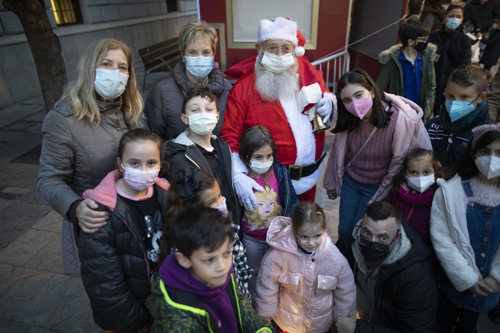 Fotos de las cabalgatas de Papá Noel en Granada