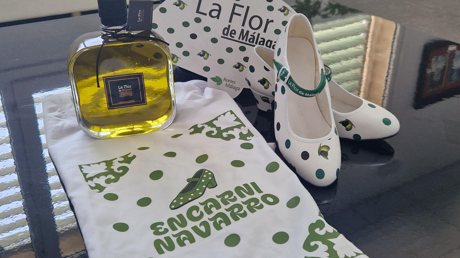 Algunos de los productos que va a sortear en la Feria de Málaga. Algunos de los productos que va a sortear en la Feria de Málaga.