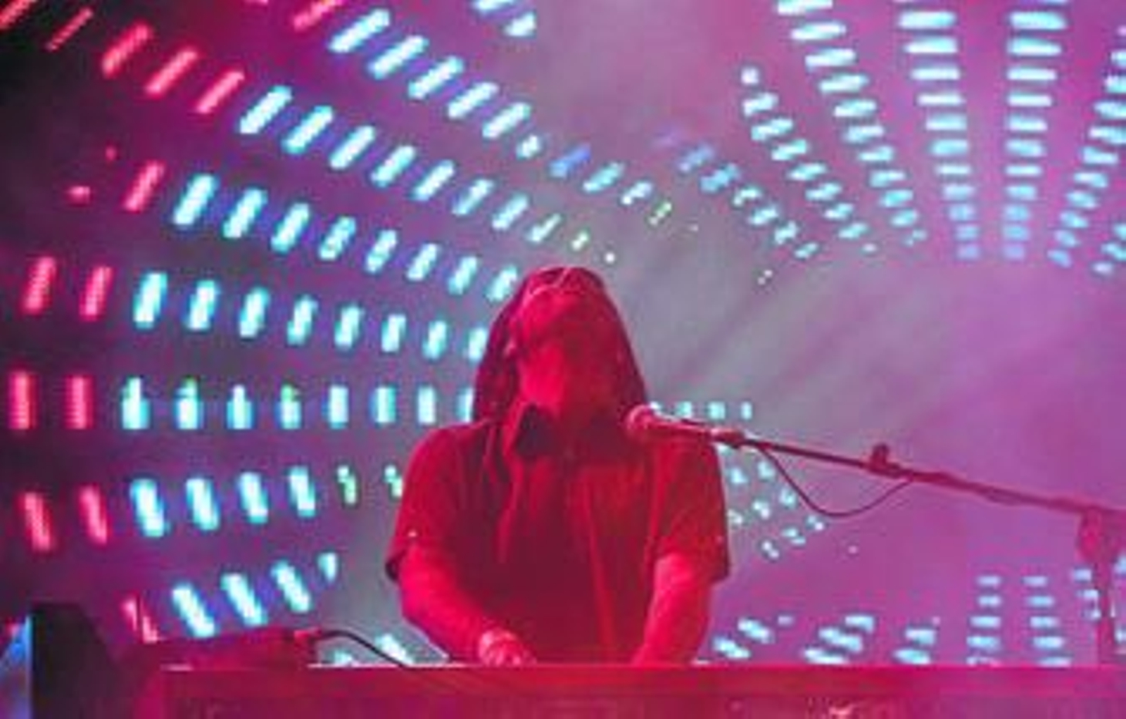JJ Machuca, durante un concierto.