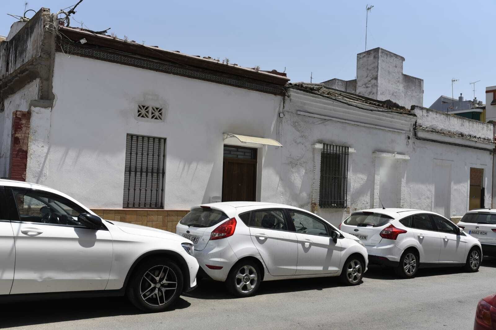 Algunas de las casas de planta baja de la calle La Colombina.
