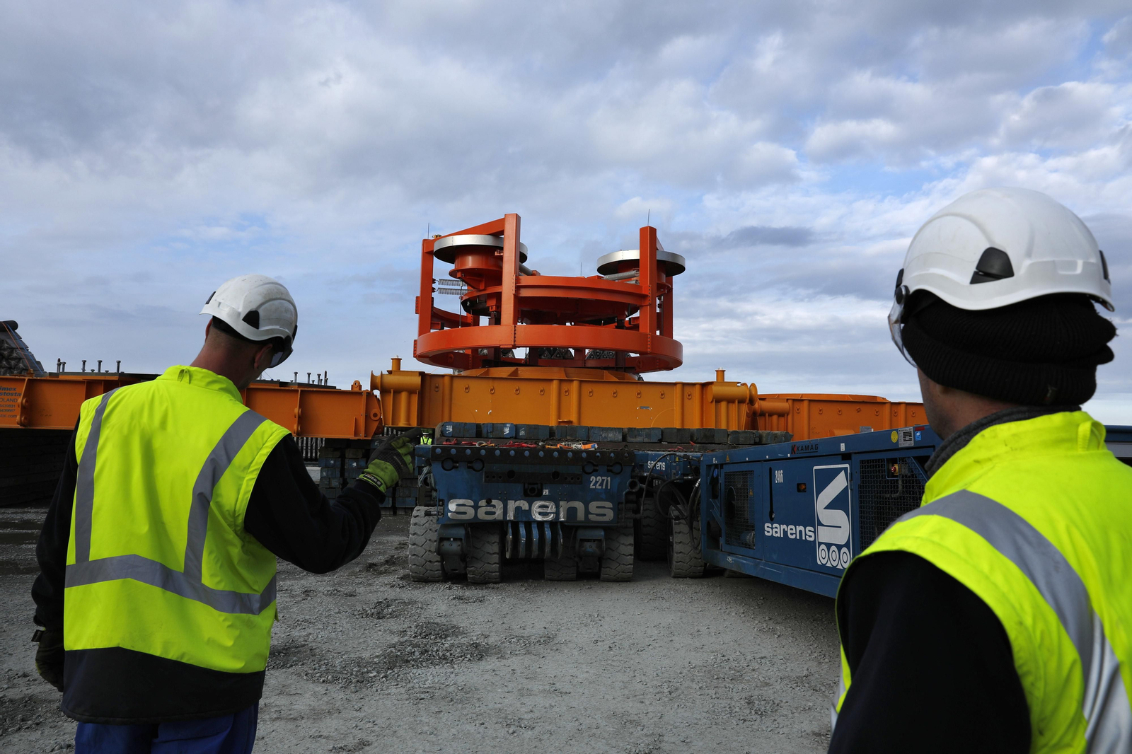 Puerto Real, presente en la estación eólico marina Wikinger