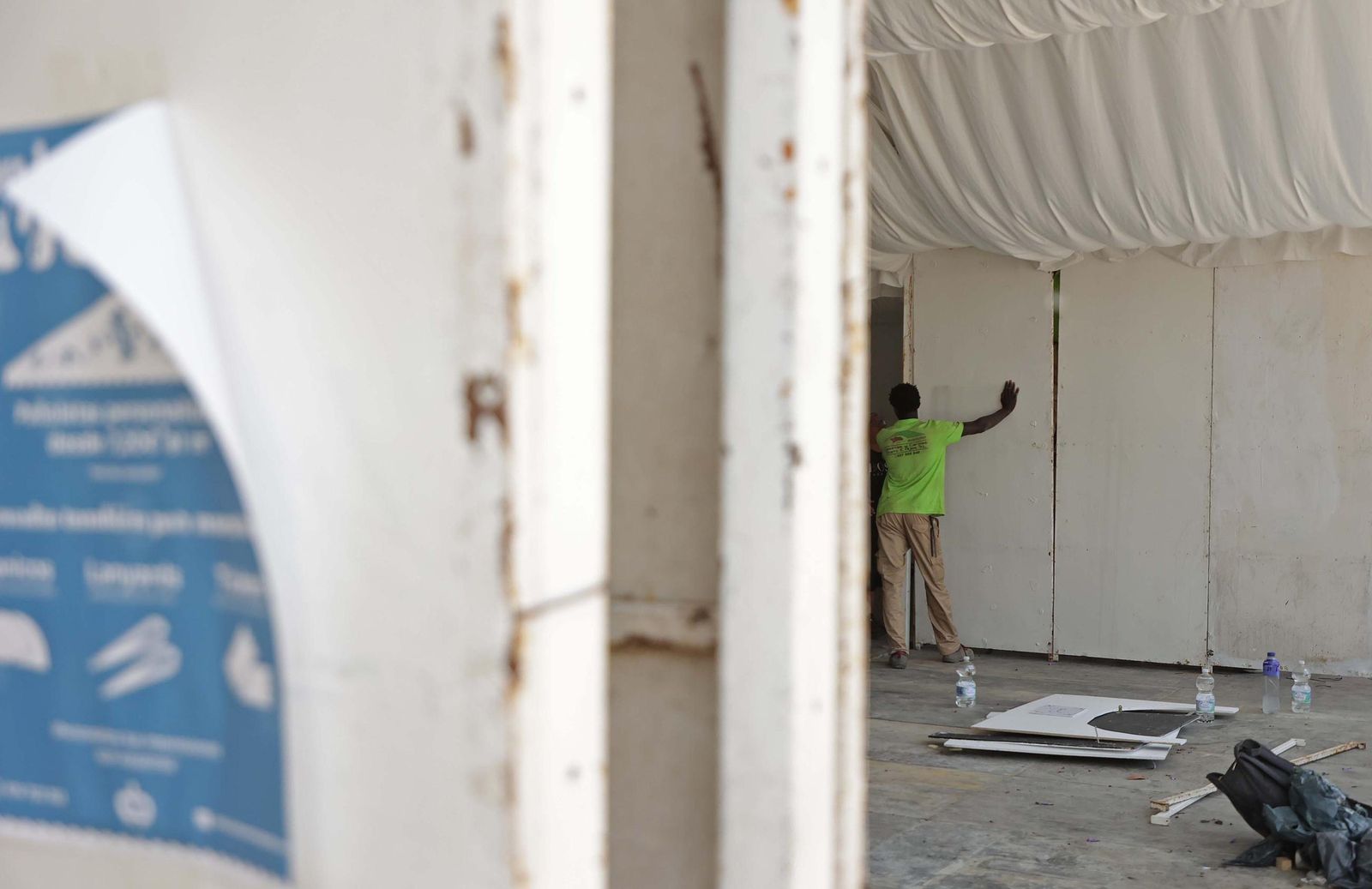 Fotos del montaje de la Feria Real de Algeciras 2025