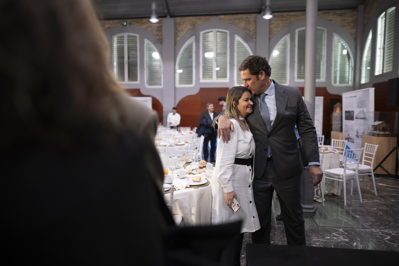 Imágenes del desayuno-coloquio con Jorge Paradela en el Foro Joly Andalucía celebrado en Huelva