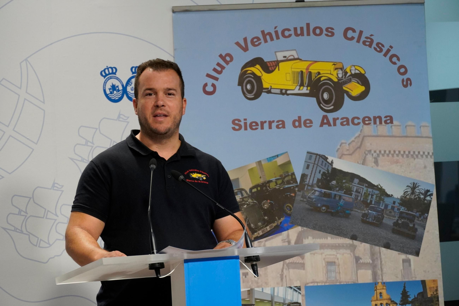 Manuel Hermoso, presidente del Club Vehículos Clásicos Sierra de Aracena en la presentación del evento. Manuel Hermoso, presidente del Club Vehículos Clásicos Sierra de Aracena en la presentación del evento.