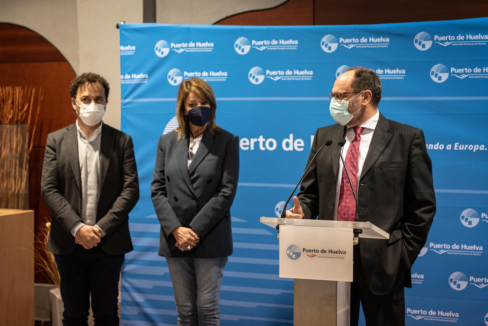 Inauguración de la exposición "El Agua y el Puerto" en imágenes