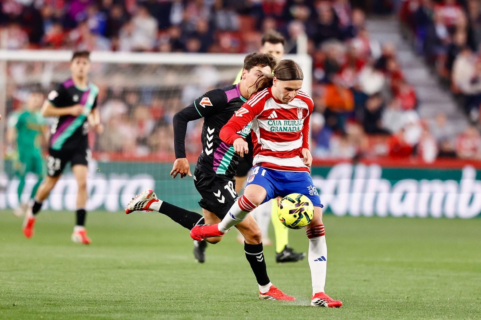 El Granada-Málaga CF, en fotos