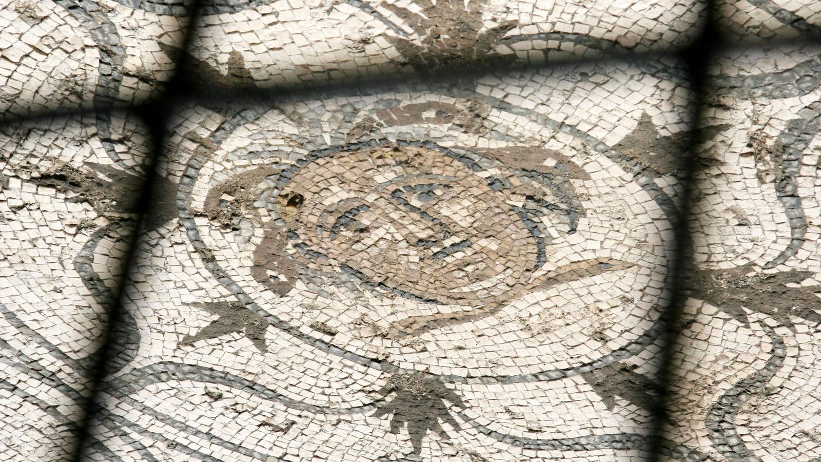 Mosaico en el yacimiento del Río Verde. Mosaico en el yacimiento del Río Verde.