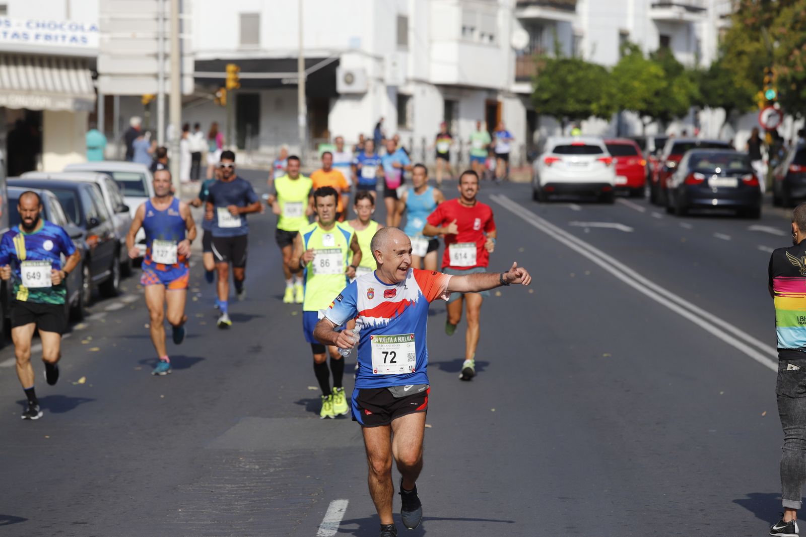 Las imágenes de la vuelta a Huelva de atletismo