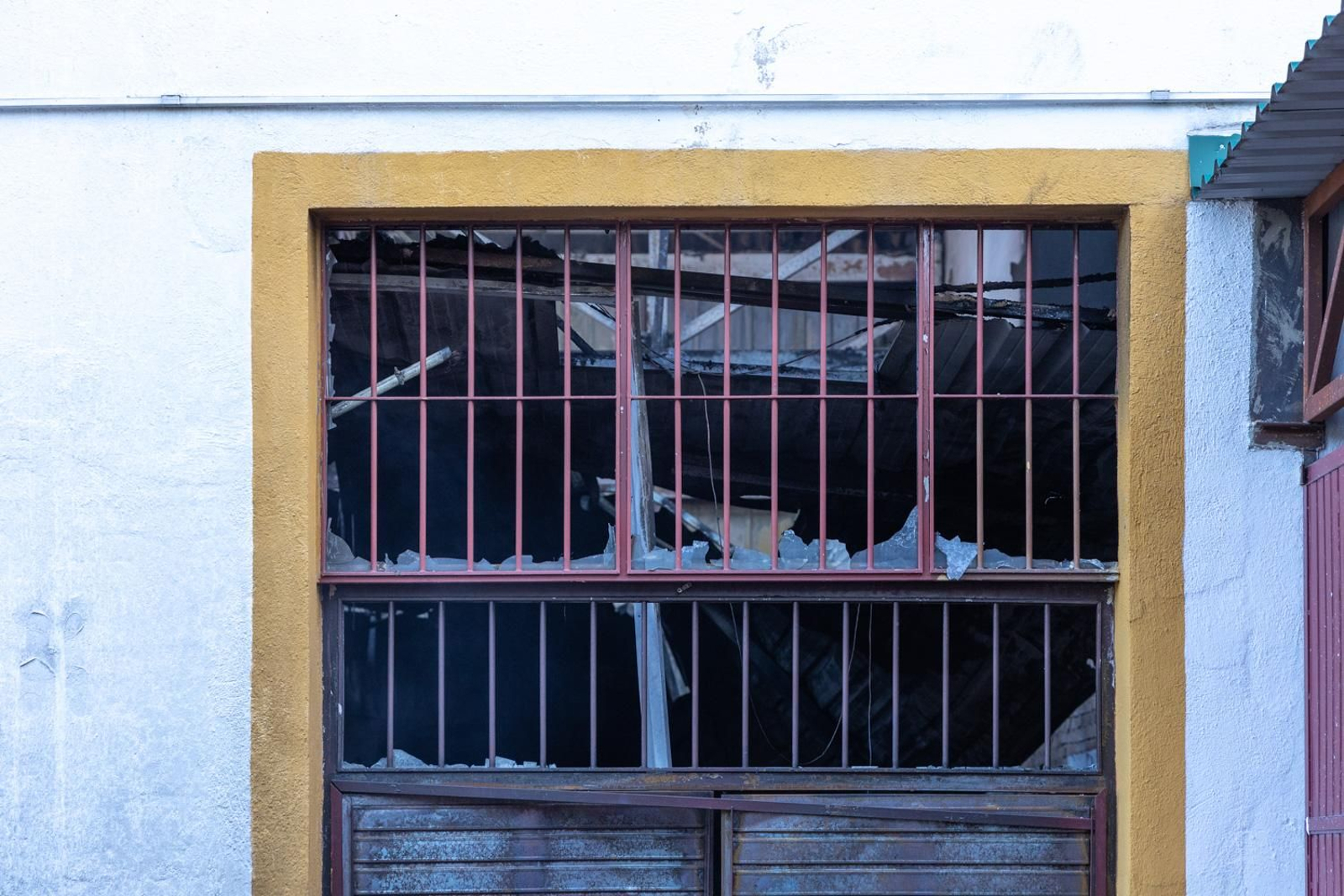 La SAFA  de Andújar arrasada por el fuego, en imágenes