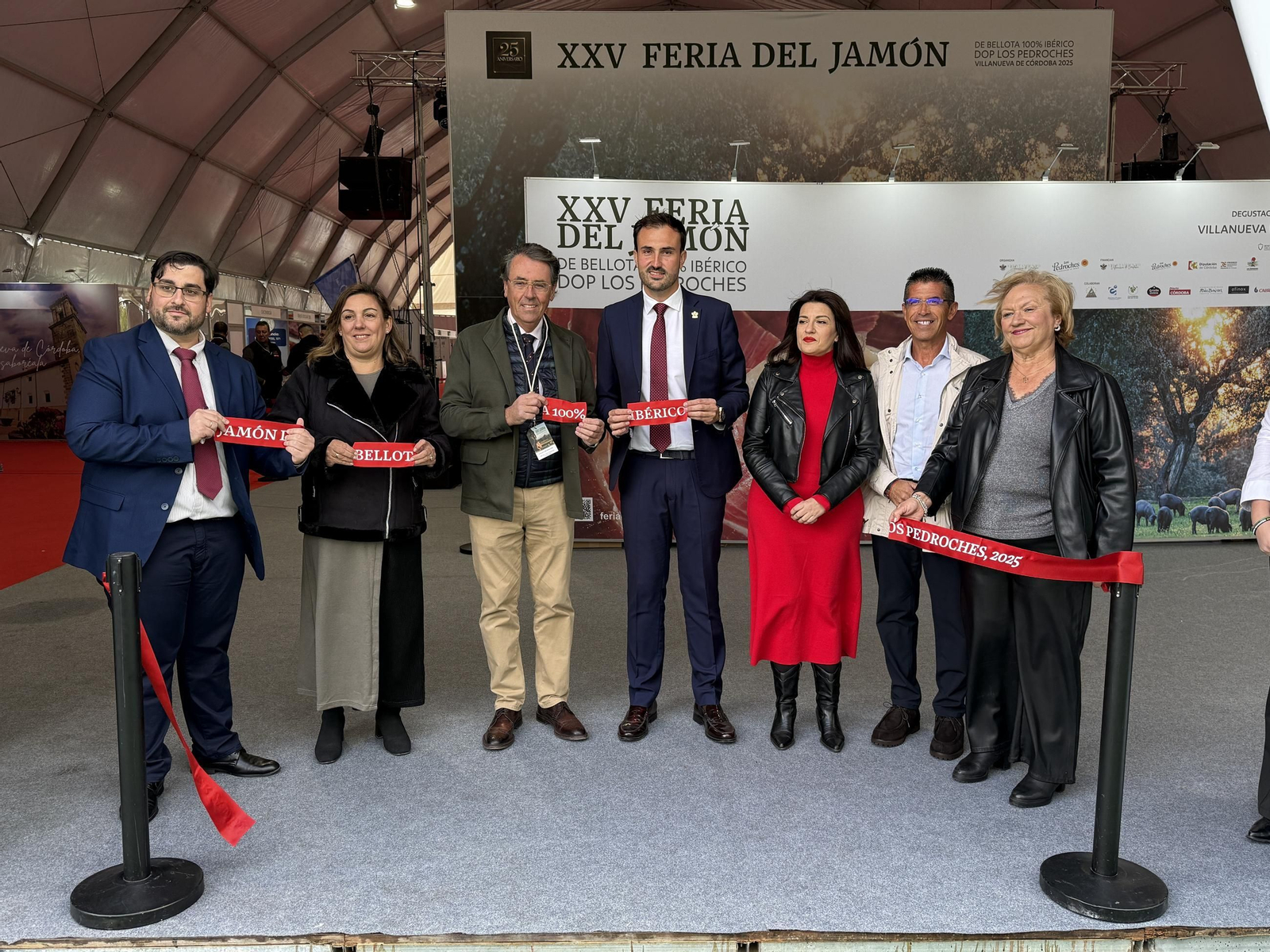 Inauguración de la XXV Feria del Jamón de Bellota 100% Ibérico de Los Pedroches. Inauguración de la XXV Feria del Jamón de Bellota 100% Ibérico de Los Pedroches.