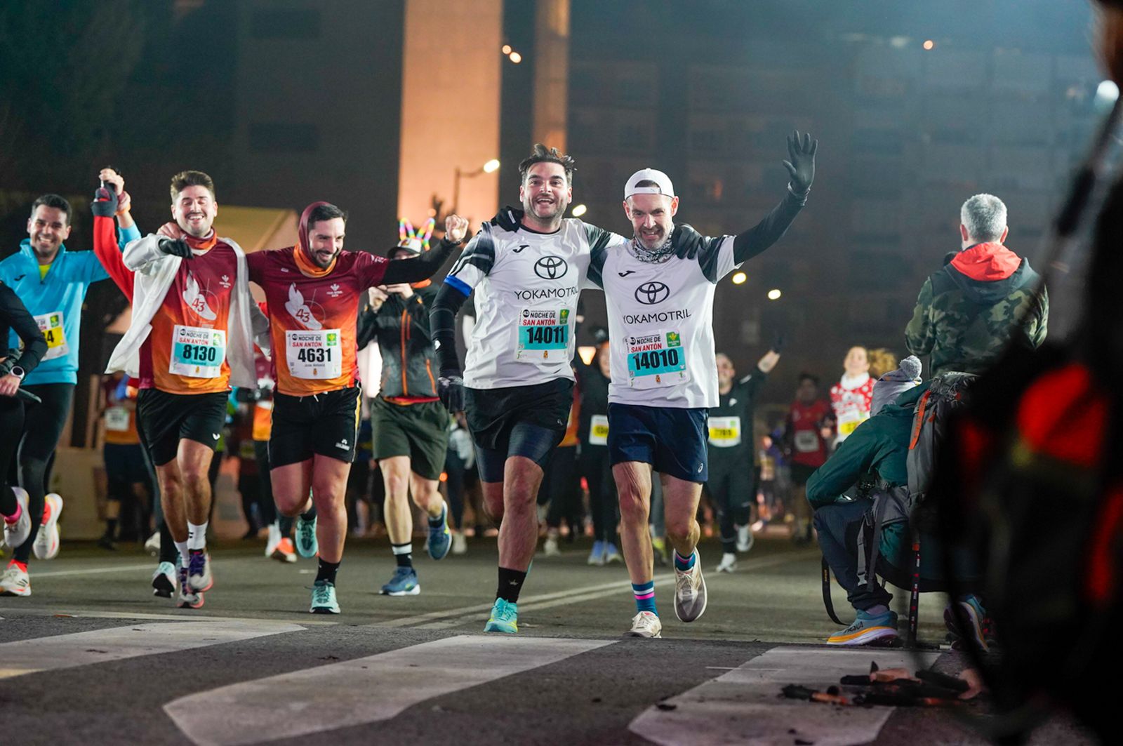 En imágenes: búscate en tu llegada a meta de la Carrera de San Antón 2026 (13)