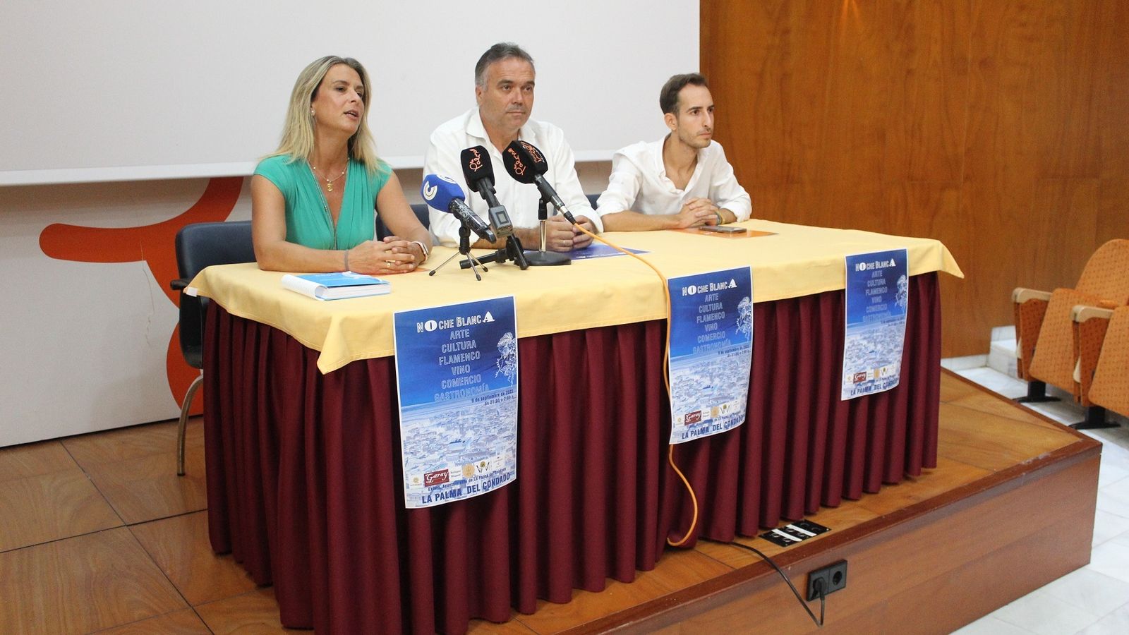 Presentación de la Noche Blanca de la Cultura y el Vino 2022 en La Palma del Condado