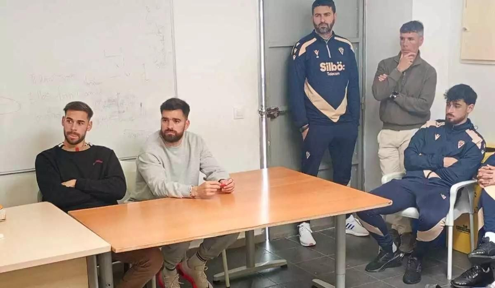 Encuentro de porteros.