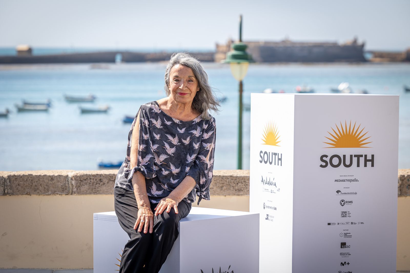 Photocall de Petra Martínez y actores de la serie 'La ley del mar' en La Caleta