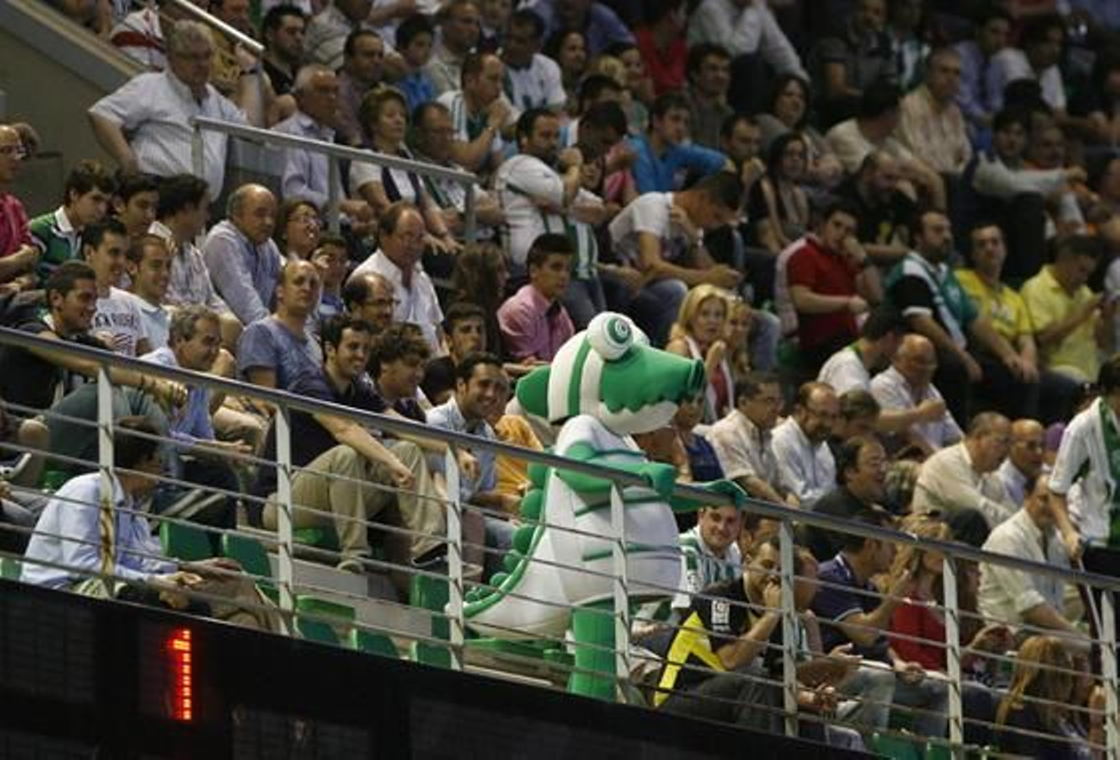 Las imágenes del Córdoba-Nástic