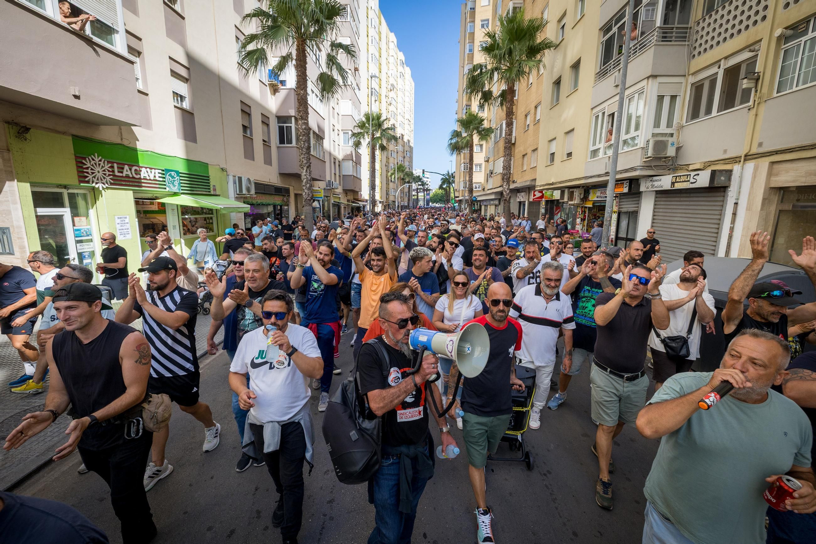 Las imágenes de las protestas de la huelga del metal en Cádiz de este miércoles 25 de junio
