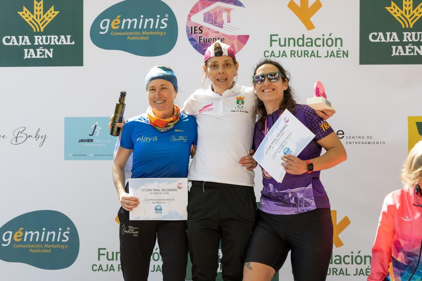 En imágenes: kilómetros para la esperanza de Celia en el CxM Trail Solidario IES Fuente de la Peña (II)