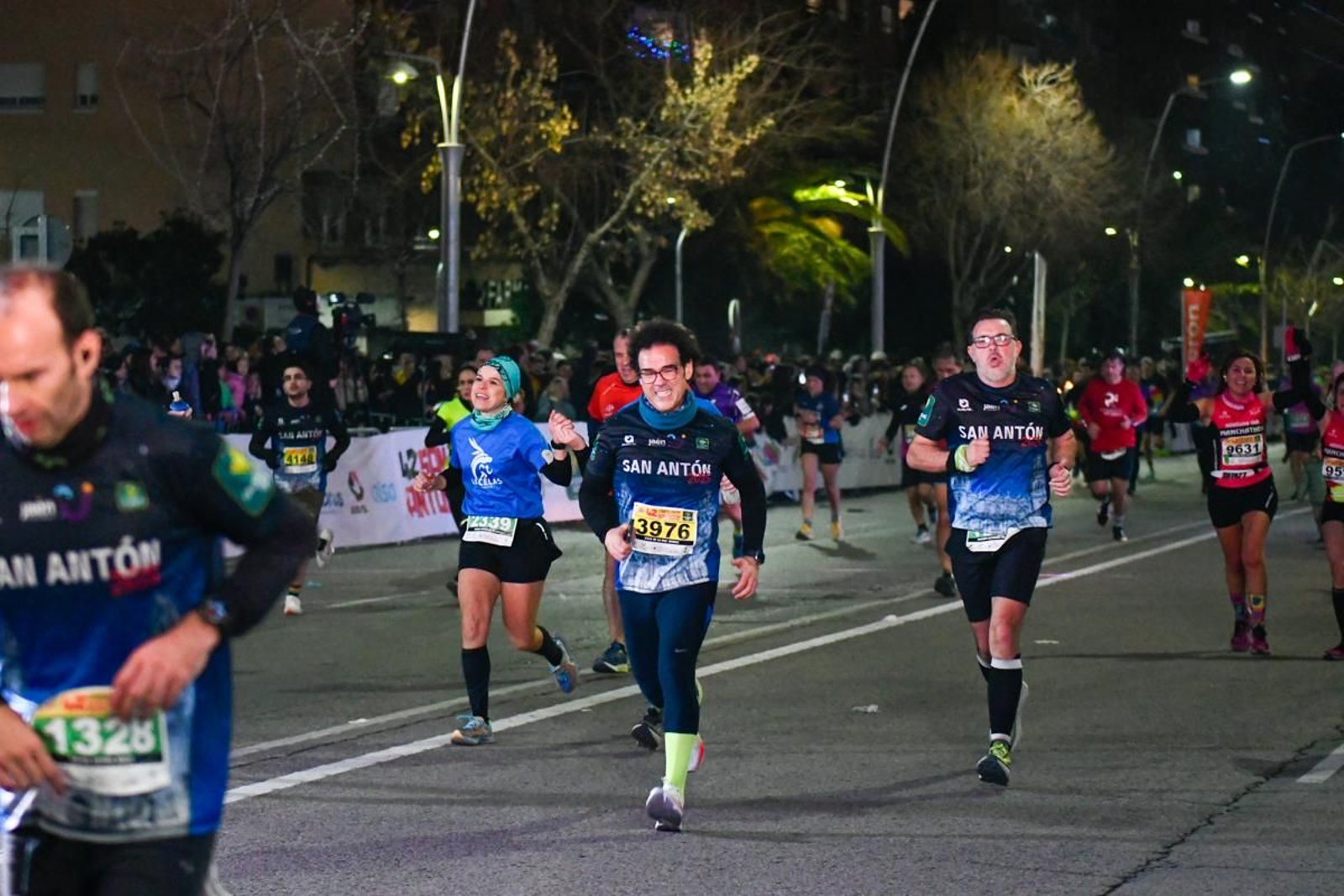 En imágenes: búscate en tu llegada a meta de la Carrera de San Antón 2025 (5)