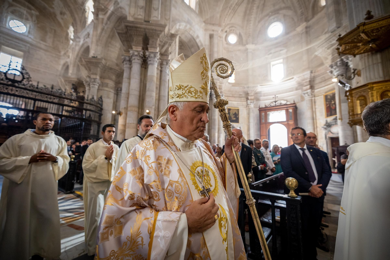 Imágenes de la coronación de la Virgen de las Penas
