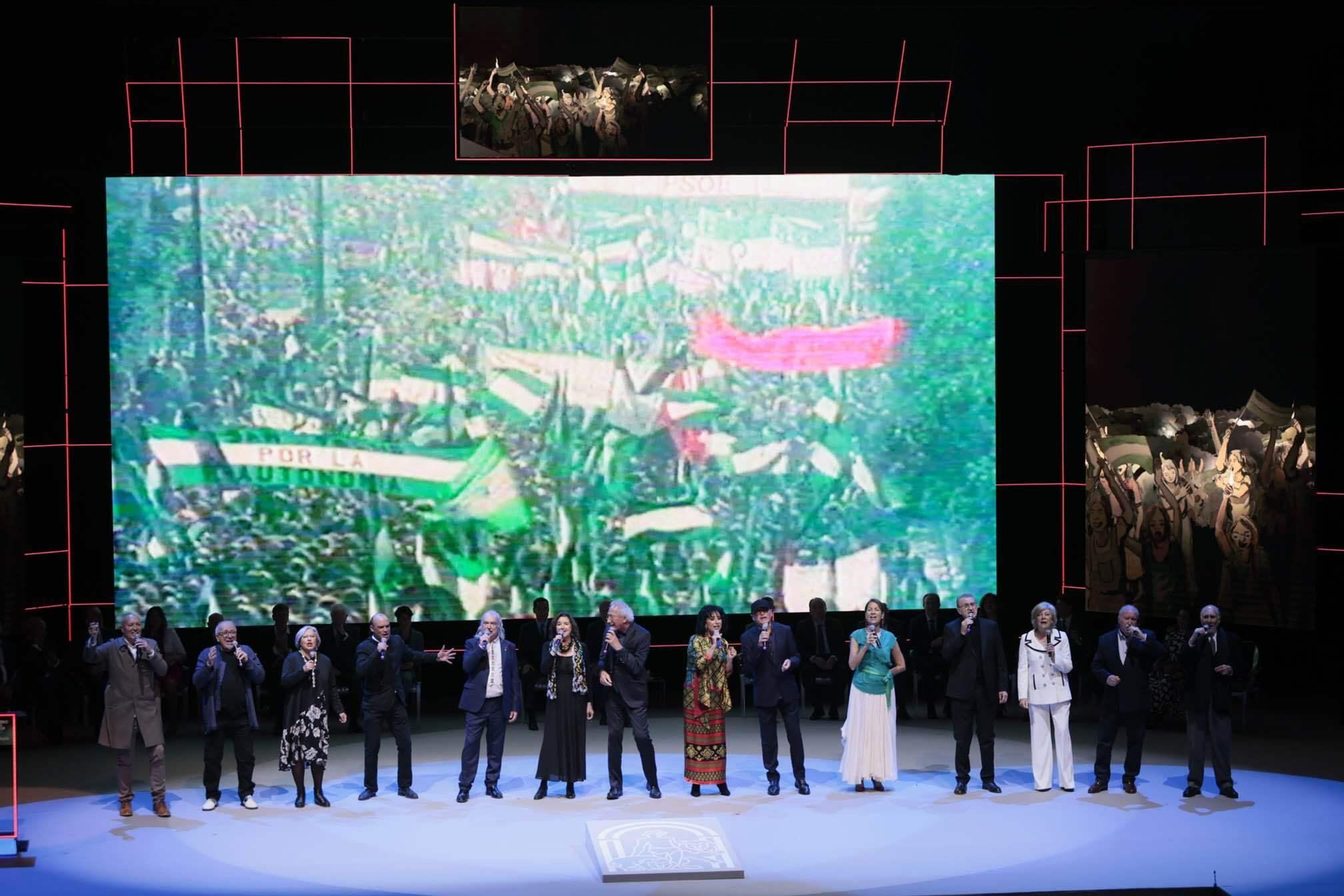Las imágenes del acto de la entrega de los títulos de Hijo de Predilecto y las Medallas de Andalucía