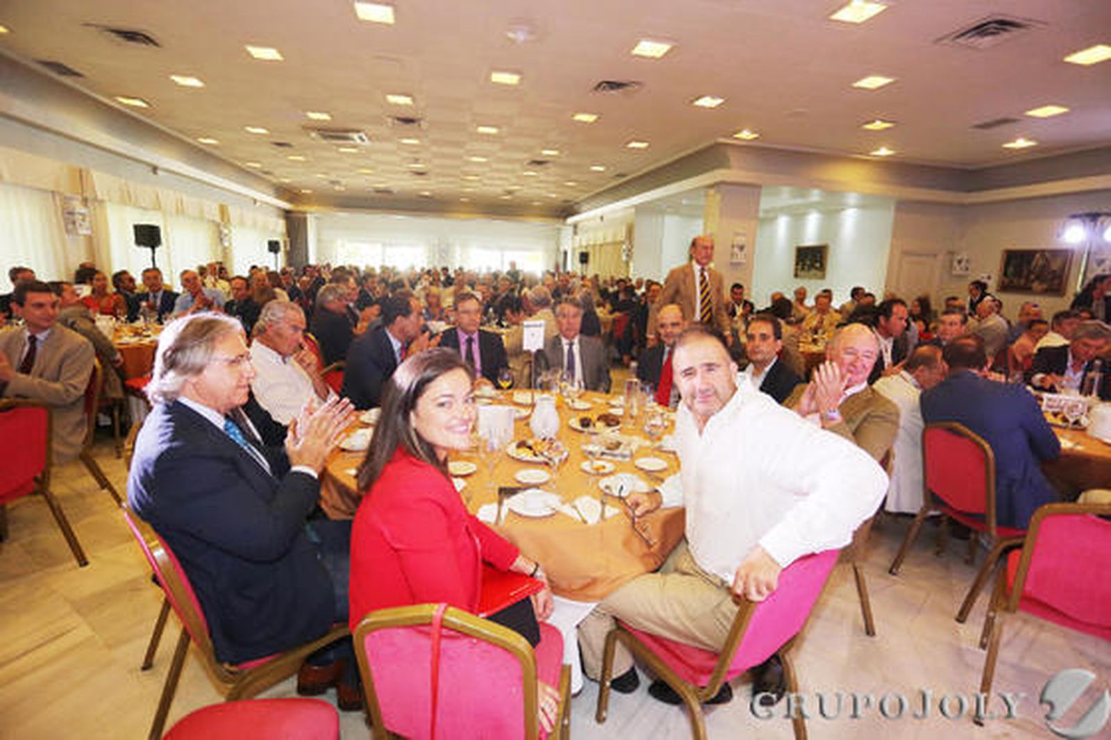 Julia Fernández, Francisco Camas, Alfredo Erquicia, Alfonso Pedro Caballero, David Fernández, Alfonso Rodríguez, Javier Manrique, Justiniano Cortés, Antonio Saldaña, Ricardo Rebuelta del Pedrero y Luis Caballero.

Foto: Pascual