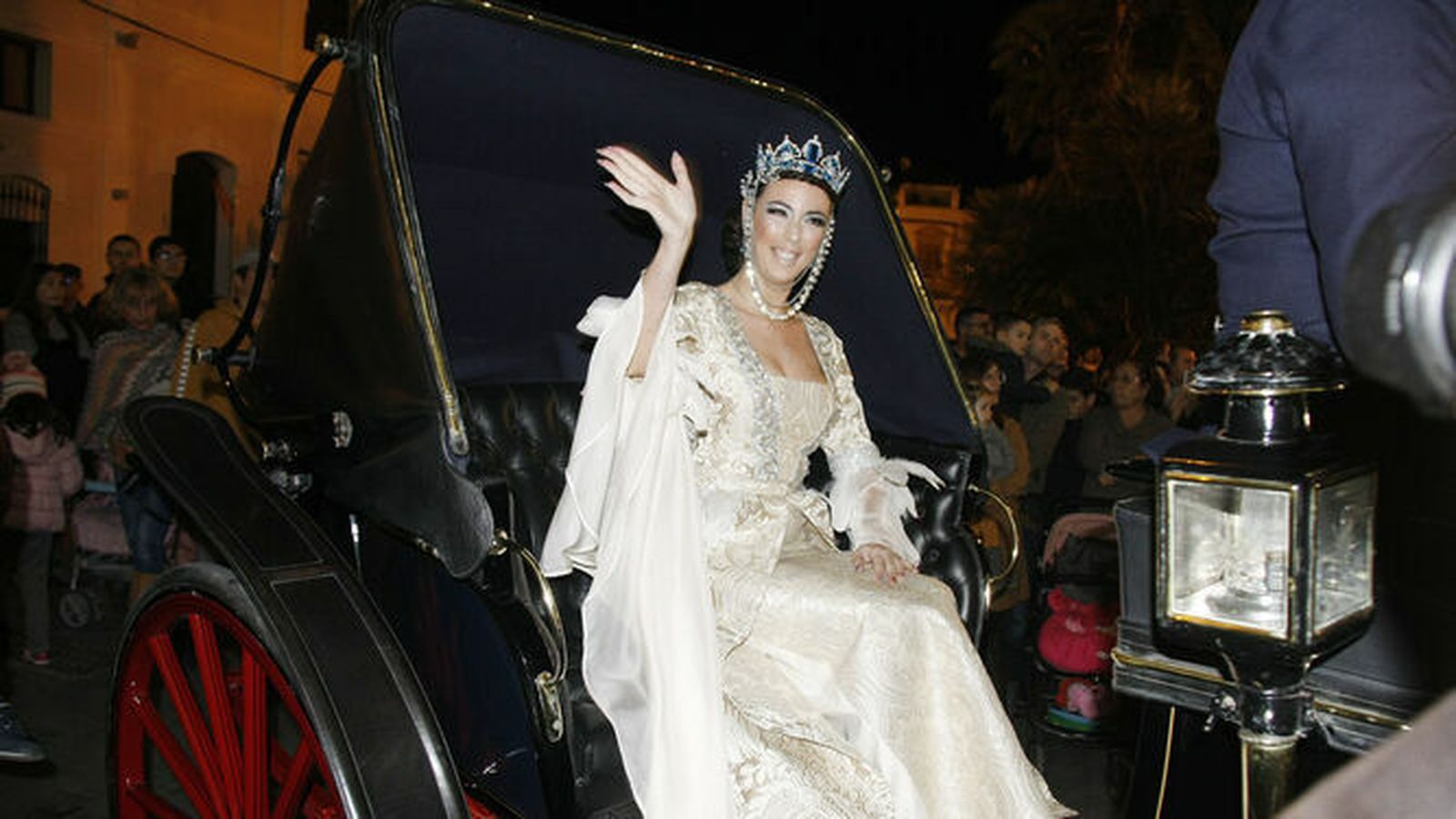 La Reina de las Nieves estará hoy en el Castillo junto a las Reinas de Oriente y Occidente.