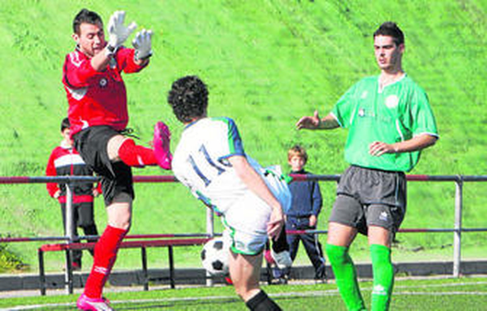 Lance de uno de los encuentros disputados por el Novo Chiclana en casa.