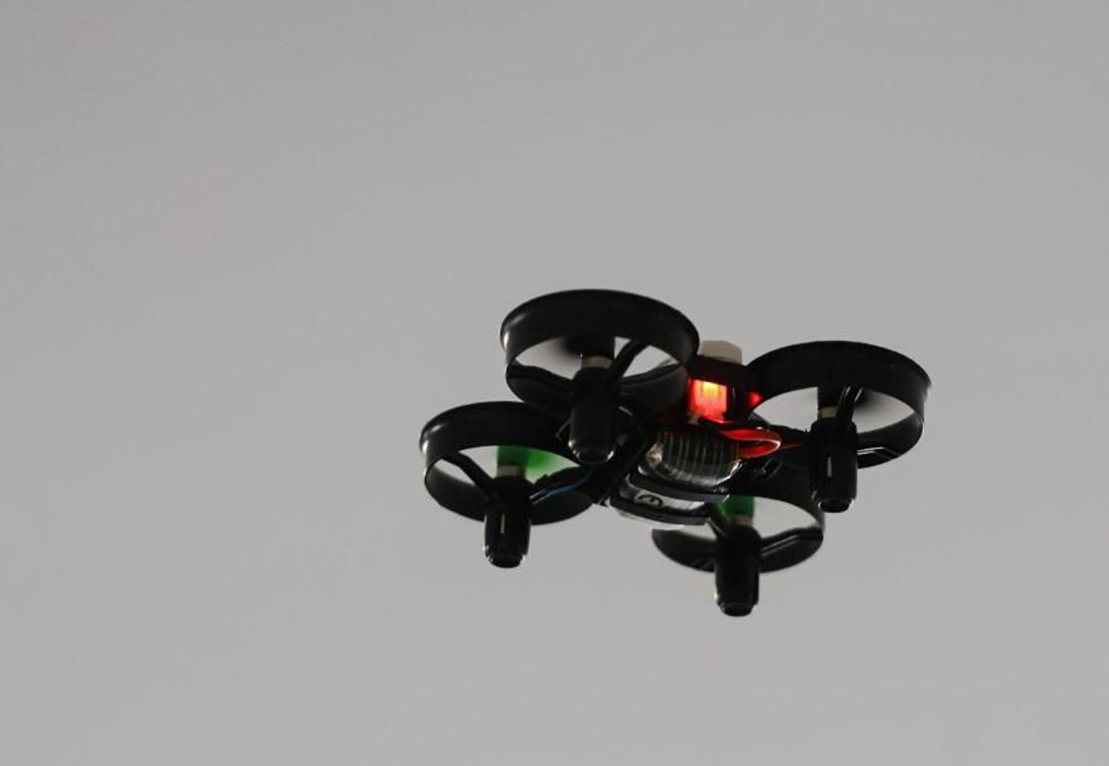 Imágenes del primer campamento Tecnotribu, en el Polideportivo Municipal Diego Lobato