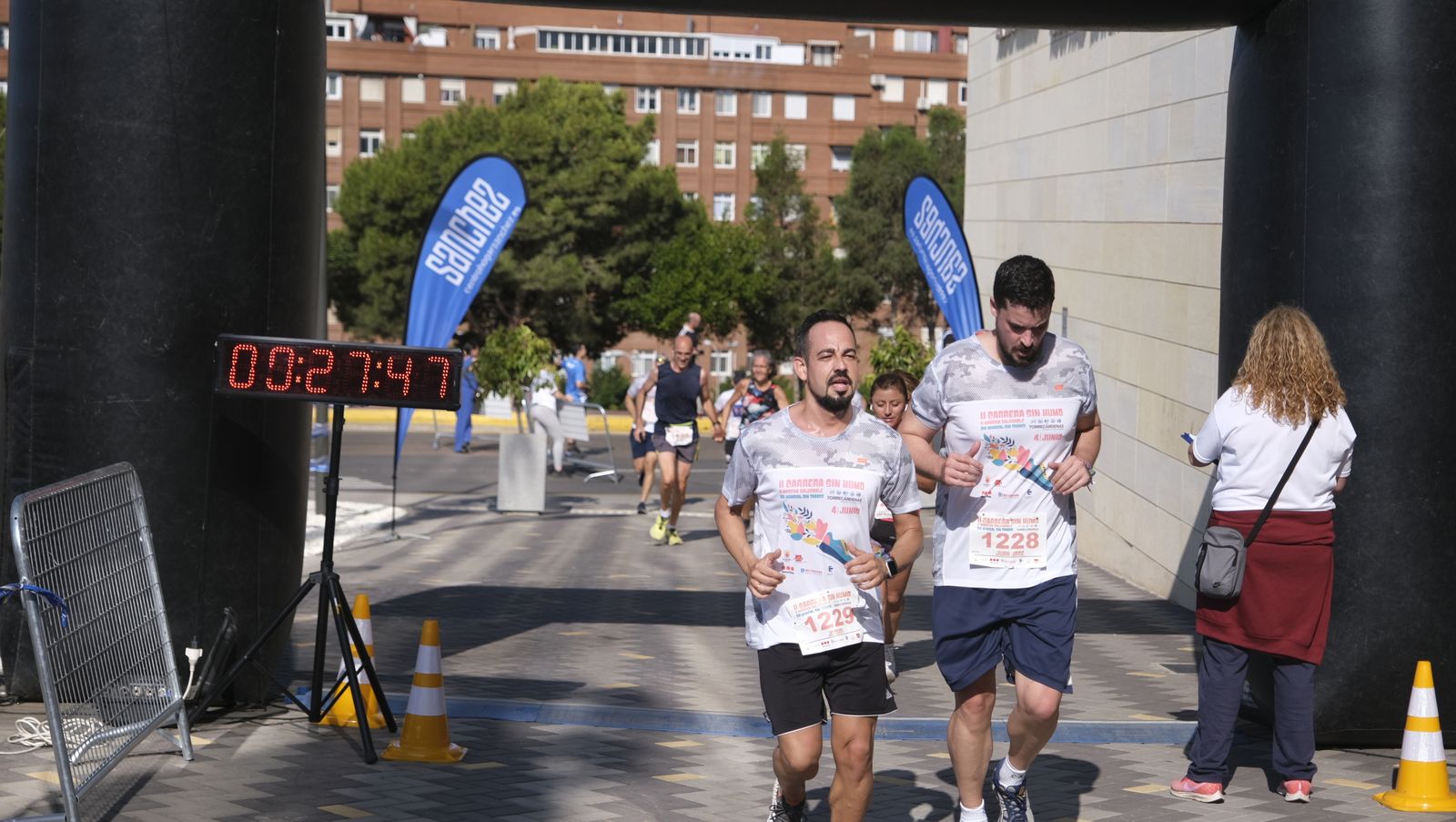 Imágenes de la II Carrera Sin Humo, en Almería