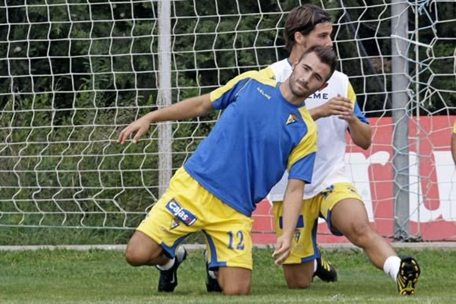 La lesión de Pecci deja a Jose sin un lateral diestro para el domingo