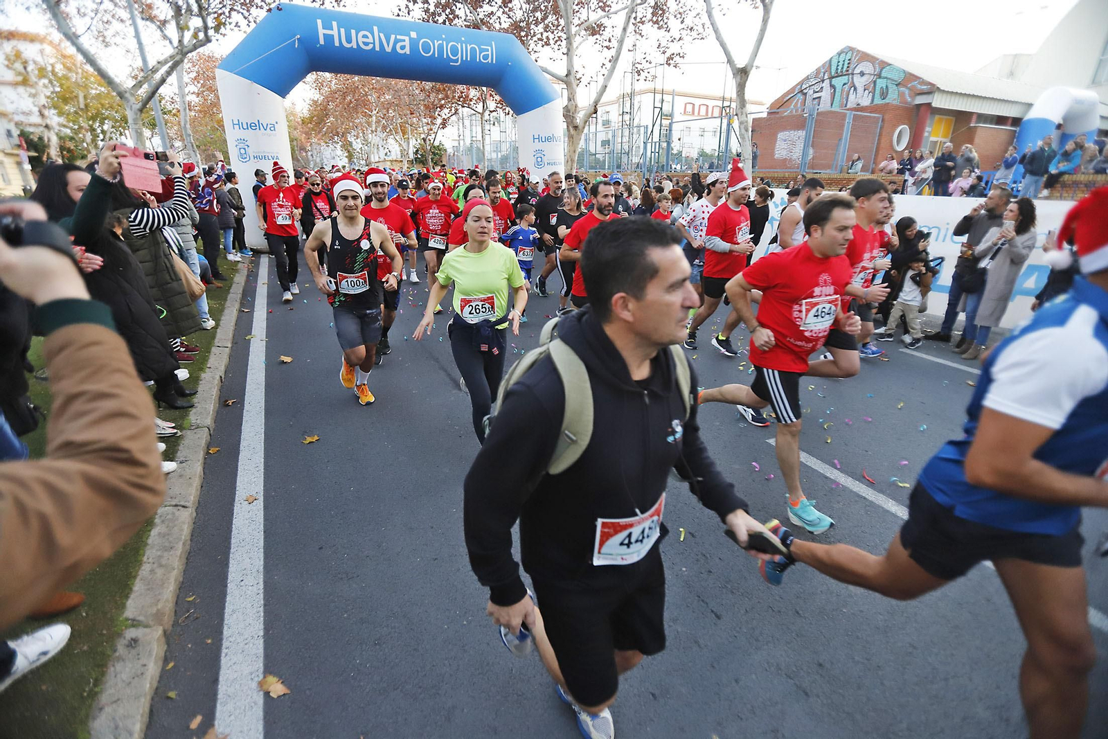 Imágenes de la XIII carrera de San Silvestre en Huelva