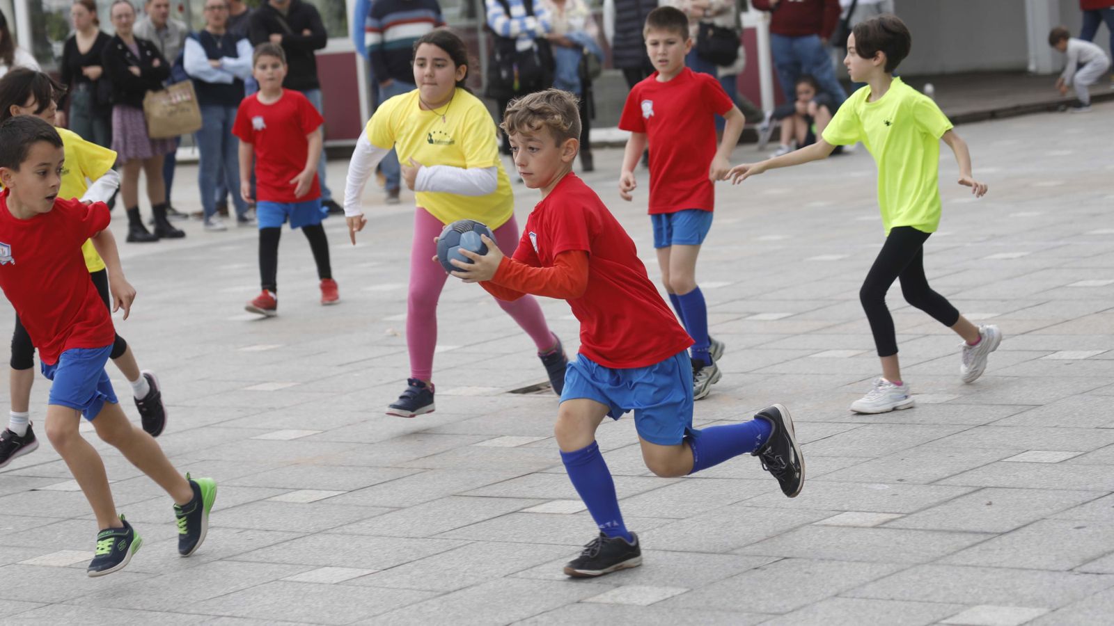 Las fotos de la jornada de balonmano calle