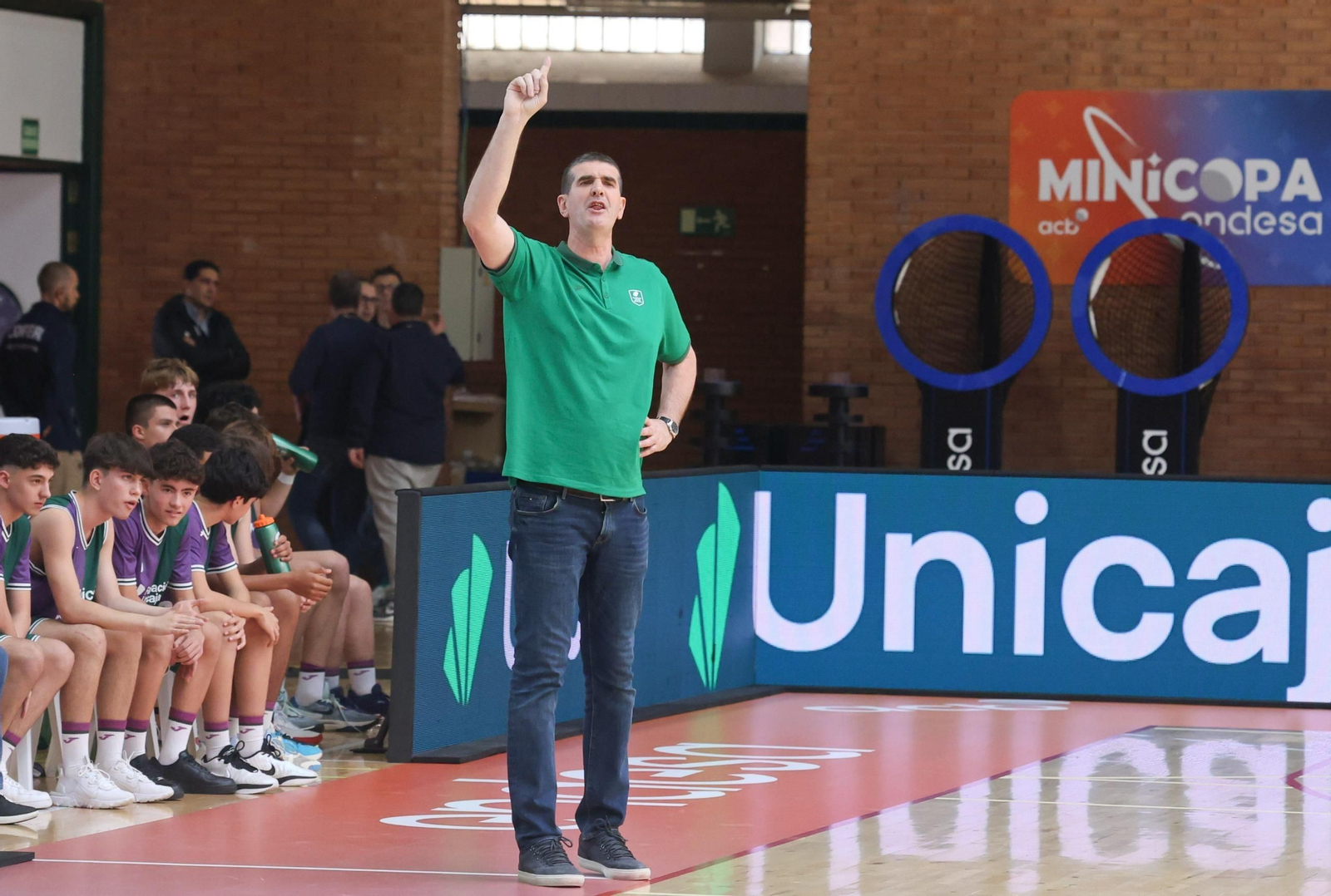 Minicopa: Unicaja - Manresa, en fotos