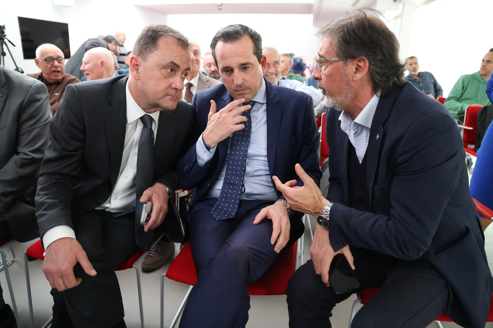 Las fotos de la gran reunión del 120 aniversario del fútbol en Málaga Las fotos de la gran reunión del 120 aniversario del fútbol en Málaga