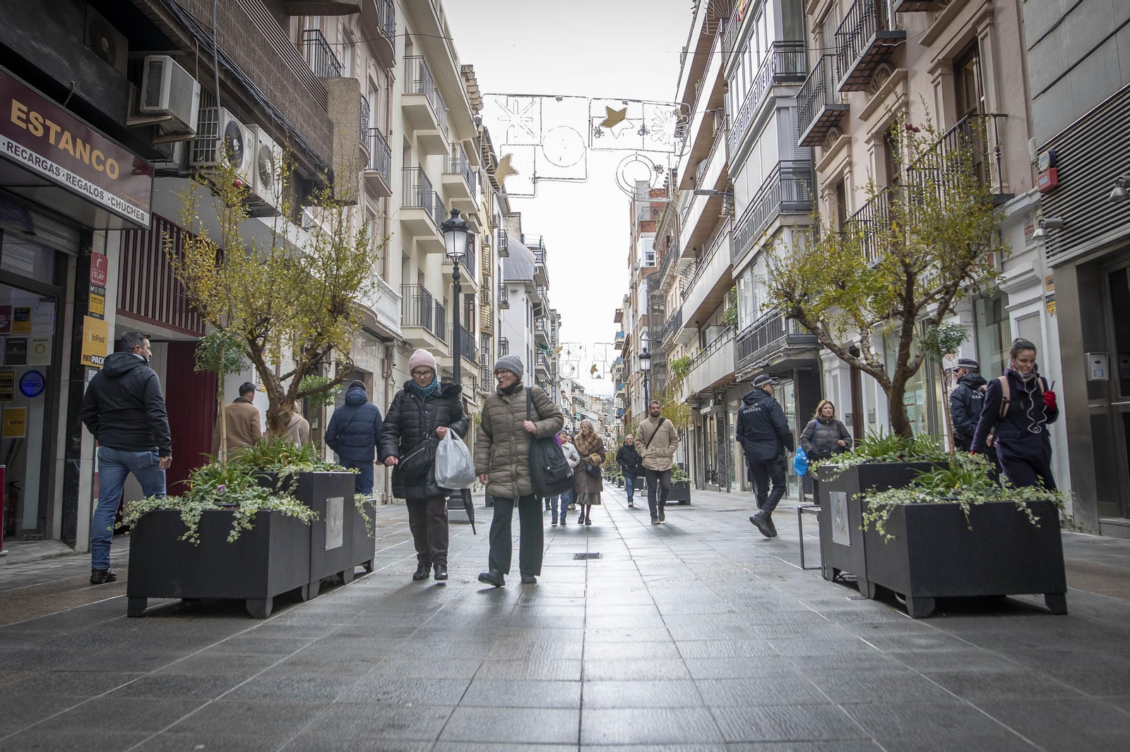 Imagen de la nueva Calle San Antón de Granada tas su apertura la semana pasada