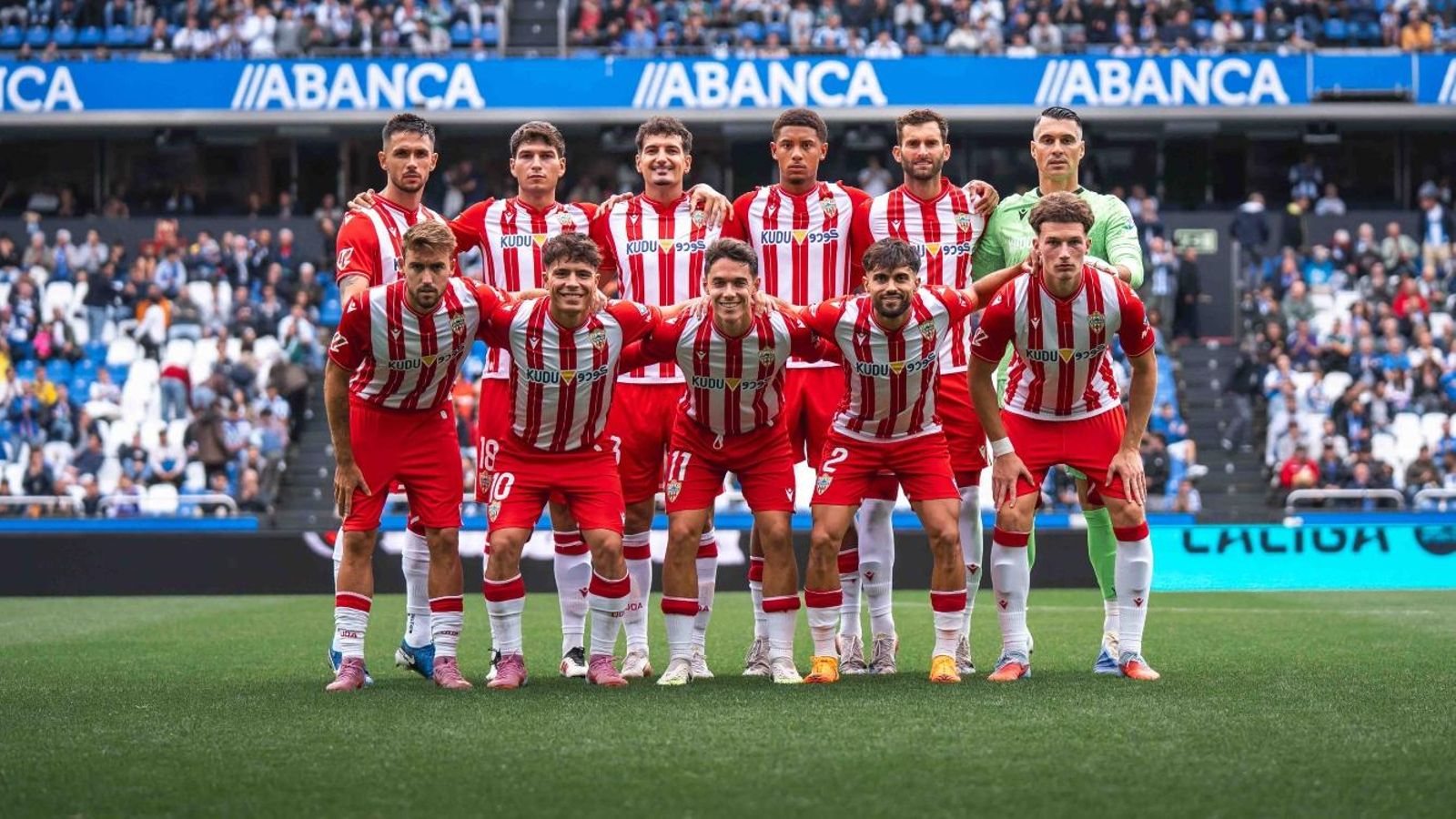 Alineación titular del equipo almeriense en su enfrentamiento contra el Deportivo.