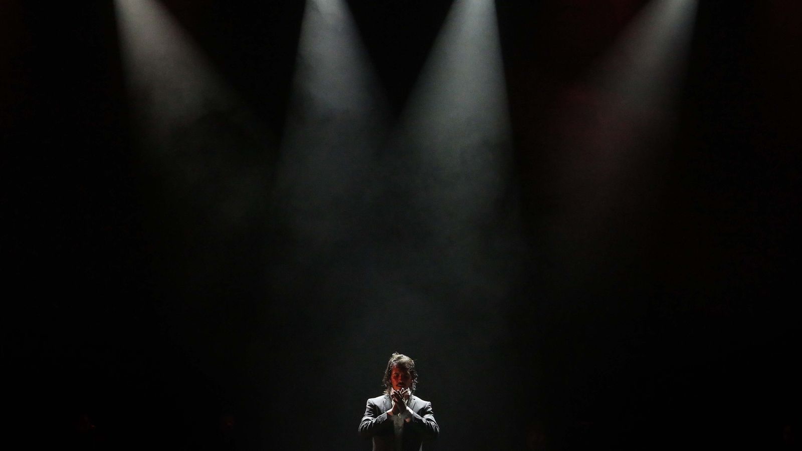 Farruquito, iluminado por los focos del Galiardo.