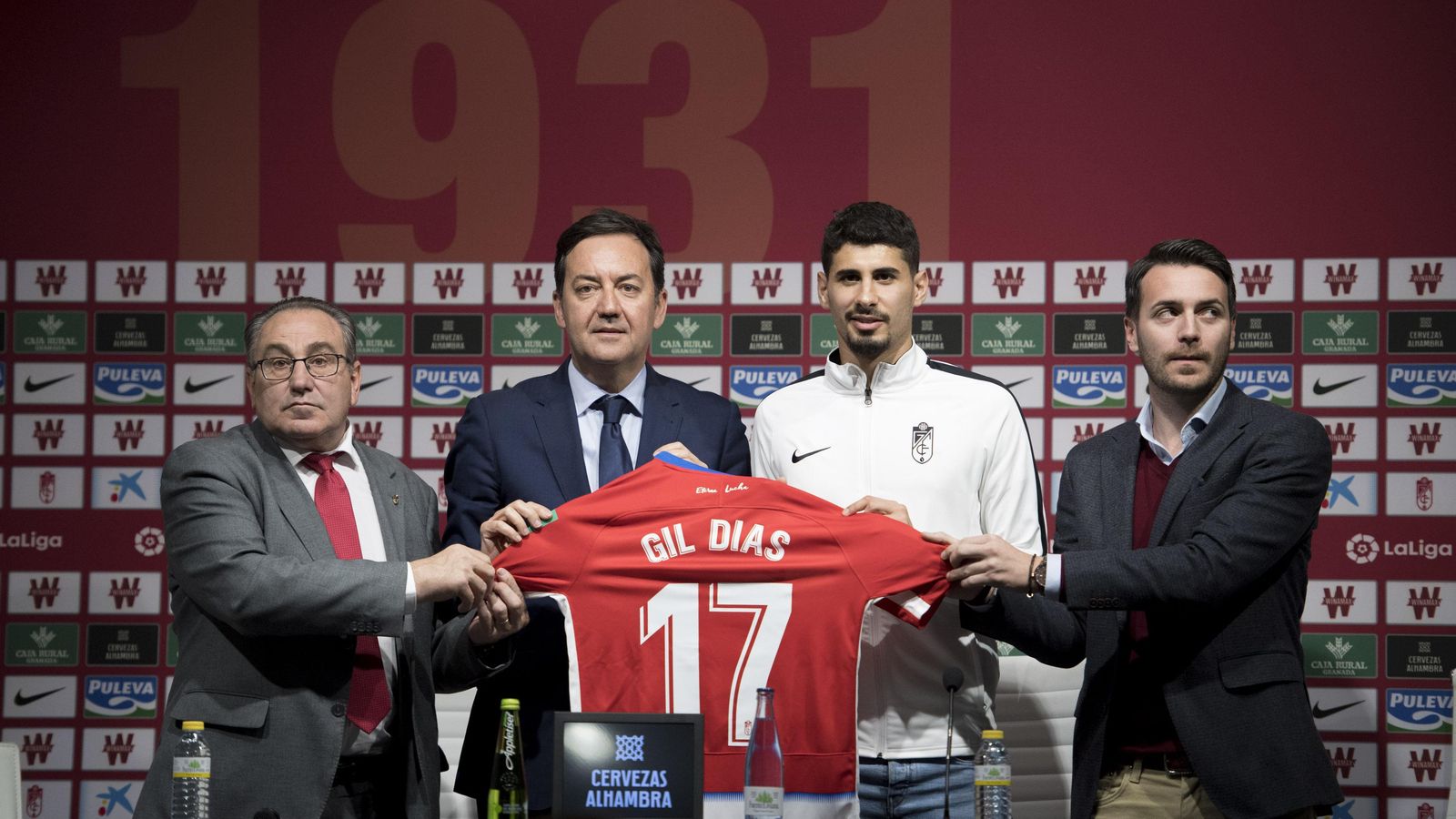 Gil Dias posa junto a Pepe Macanás, Antonio Fernández Monterrubio y Fran Sánchez.