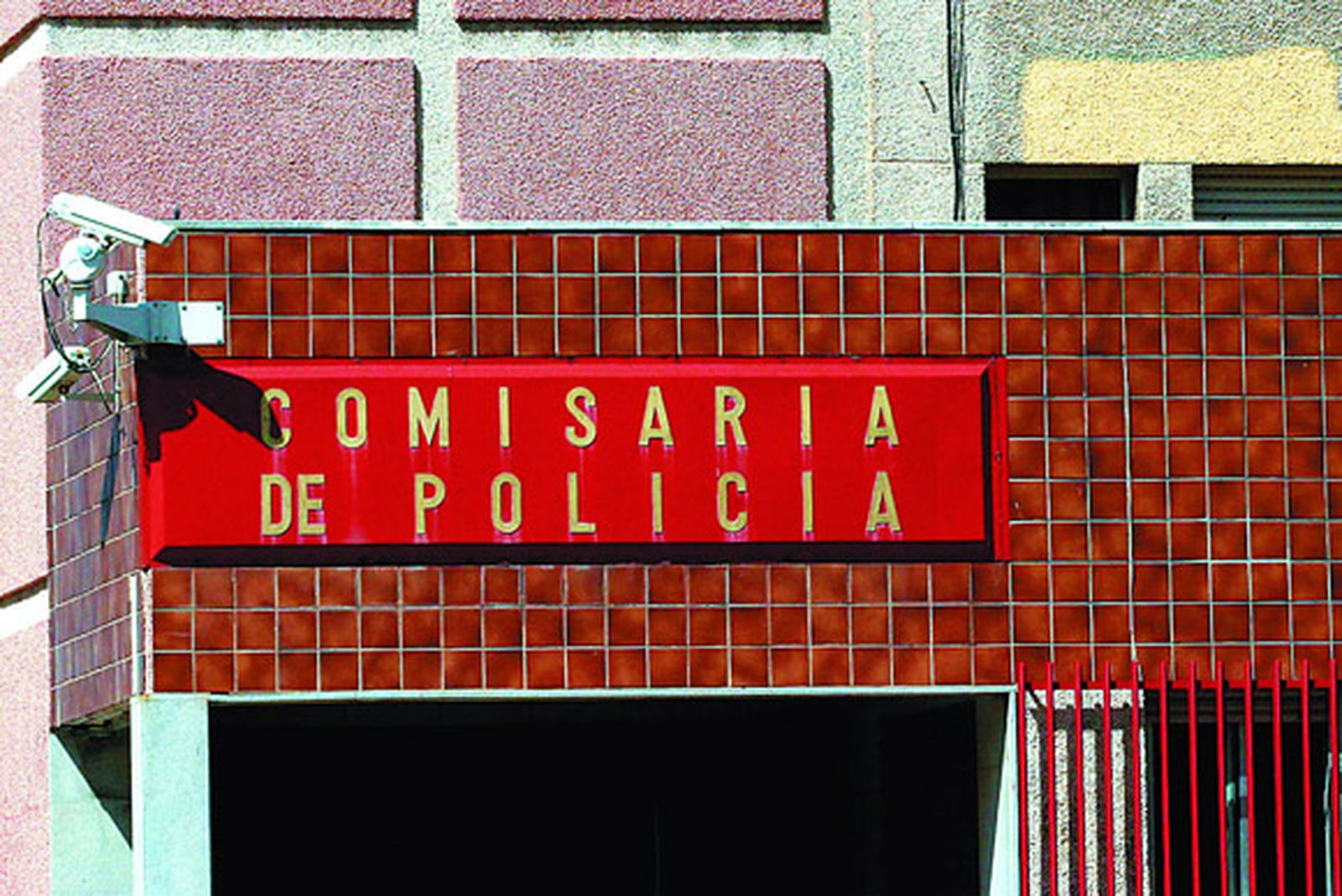 El SUP repartirá abanicos como protesta tras "varios meses" sin climatización en su sede de Cádiz