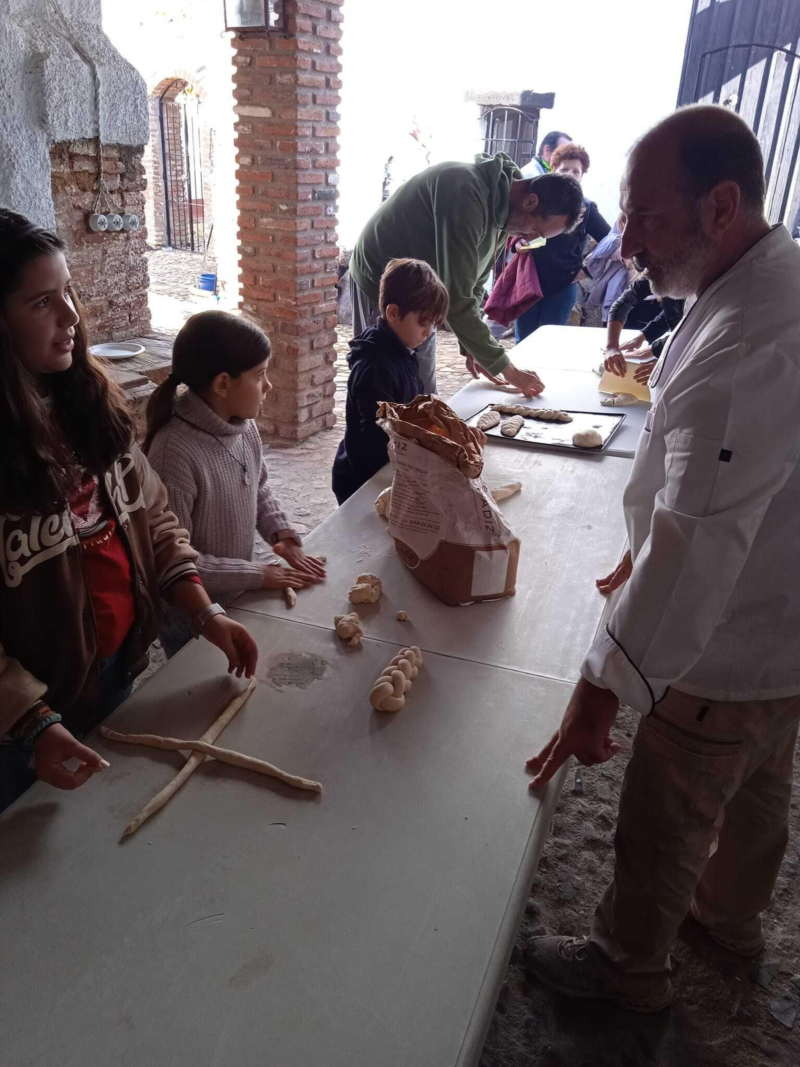 La Fiesta del Pan de Los Pánchez, en fotografías
