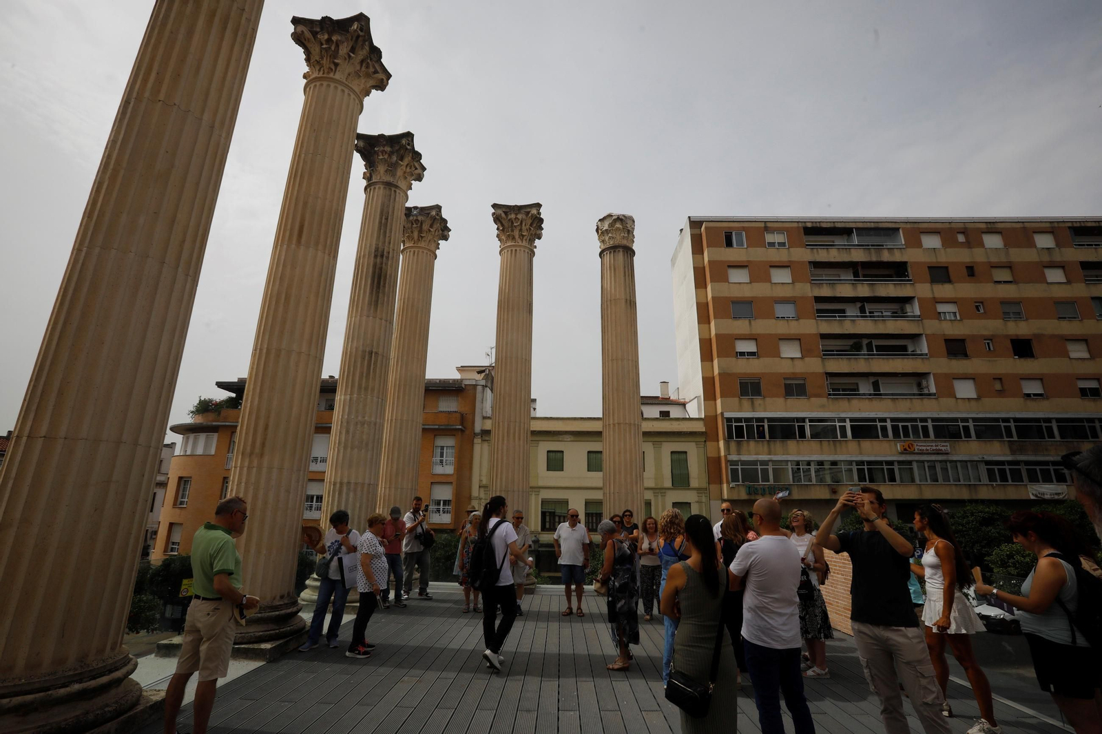 El primer día de visitas al Templo Romano, en imágenes