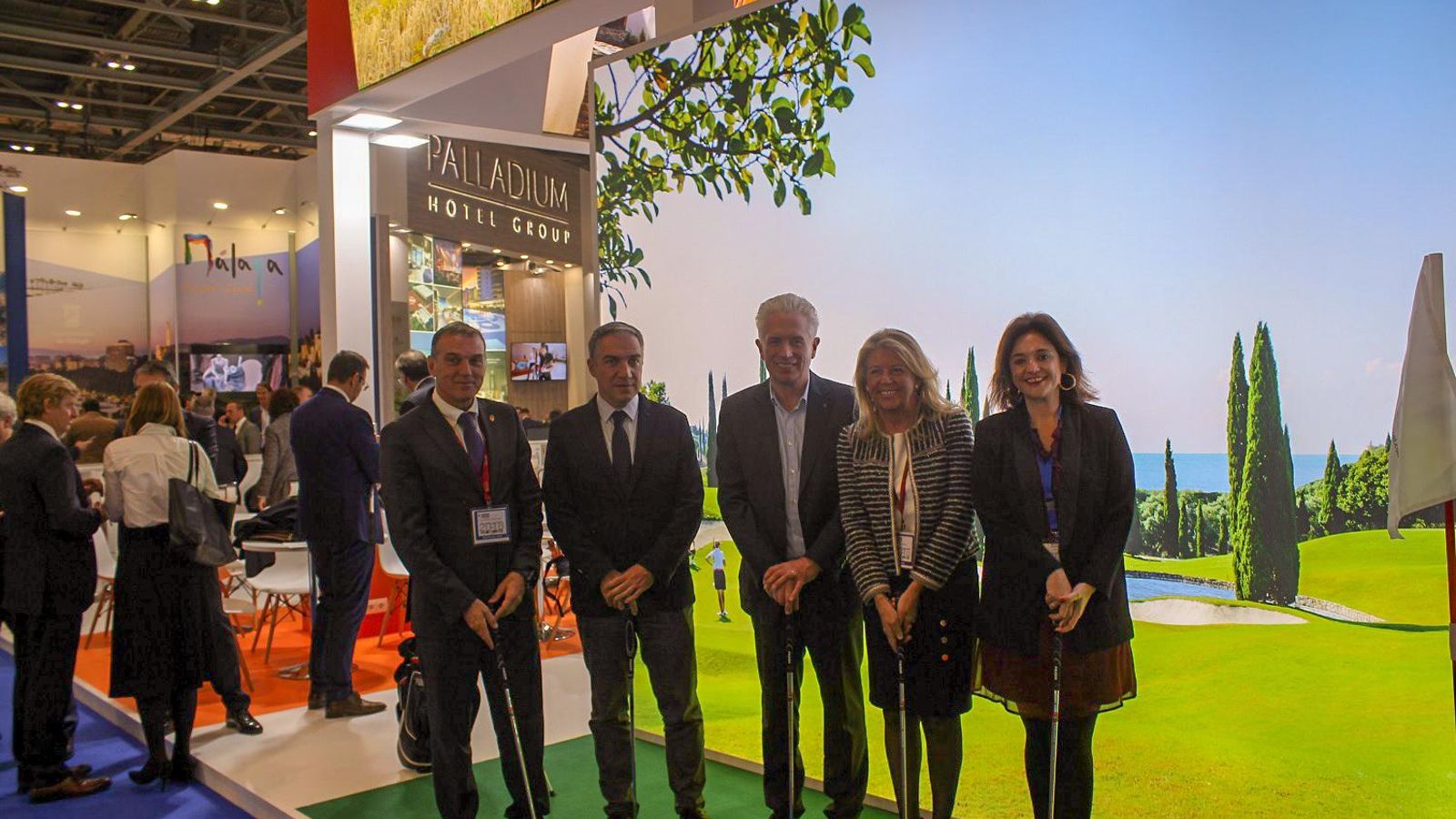 De izquierda a derecha, Mena, Bendodo, Lichtenhein, Muñoz y Del Cid.