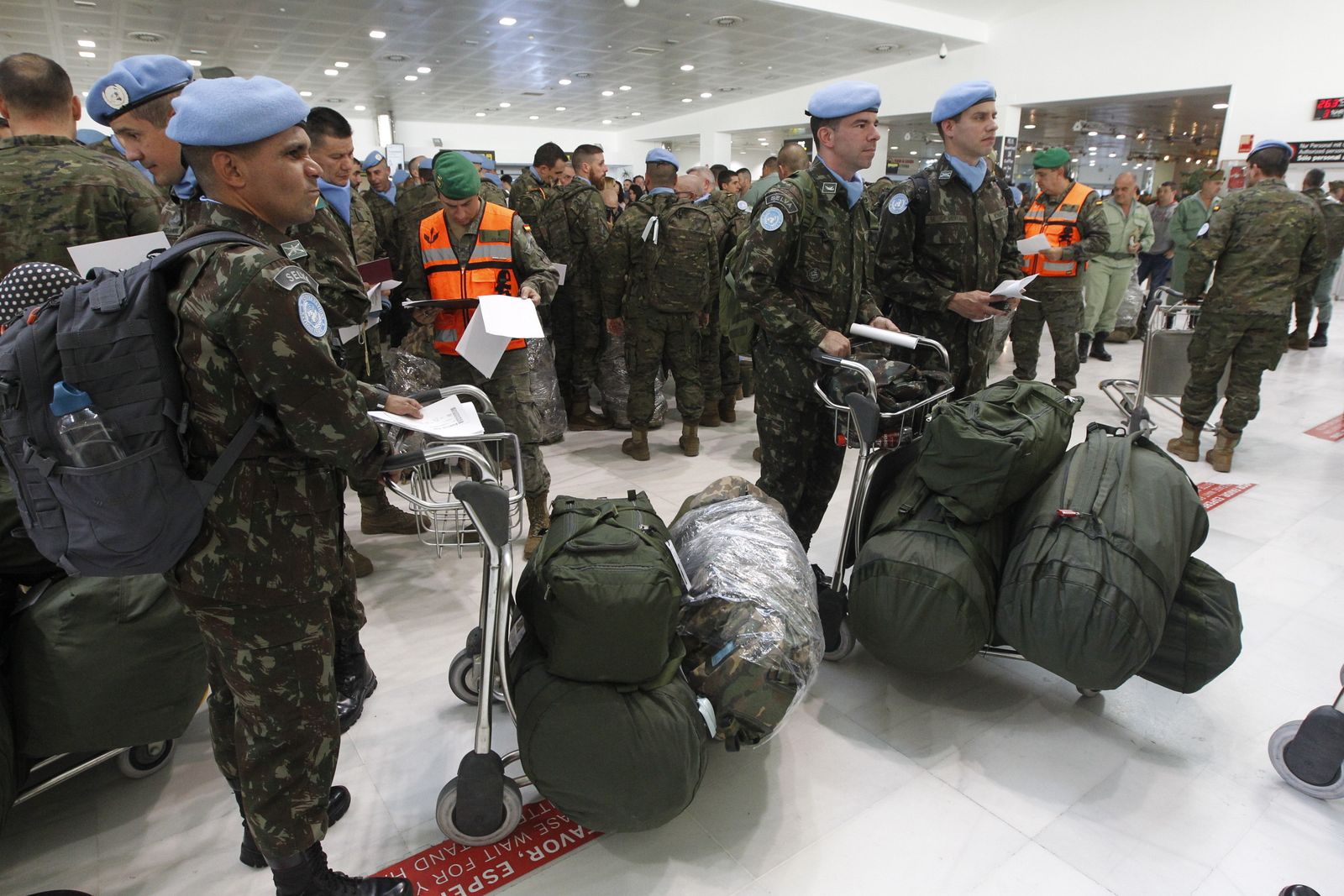 Fotogalería despedida contingente militar al Líbano